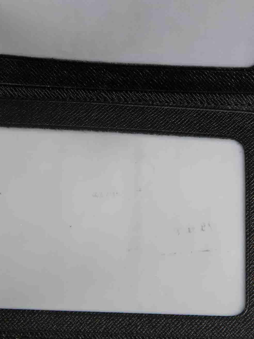 Louis Vuitton Black Leather Logo Passport Wallet For Sale 2
