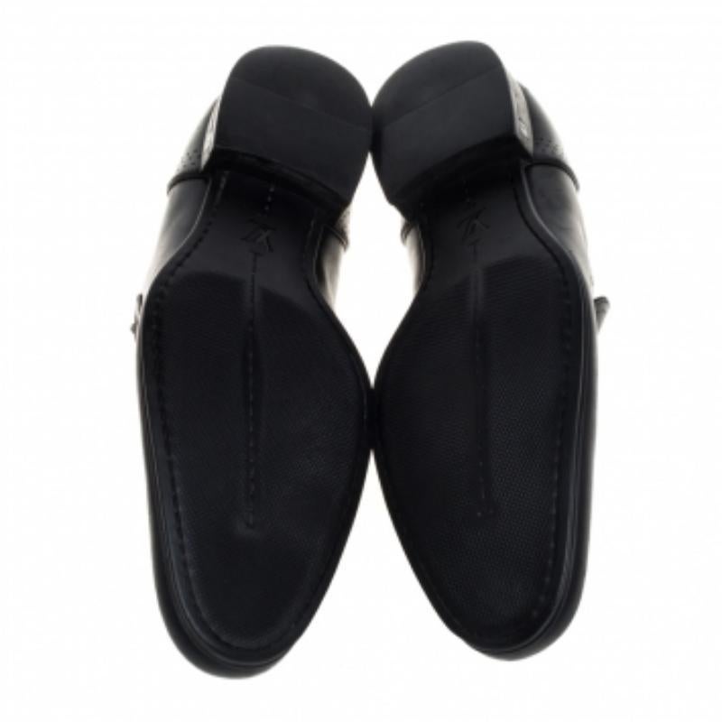 Louis Vuitton Black Leather Logo Perforated Slip On Loafers Size 40 In Good Condition For Sale In Dubai, Al Qouz 2