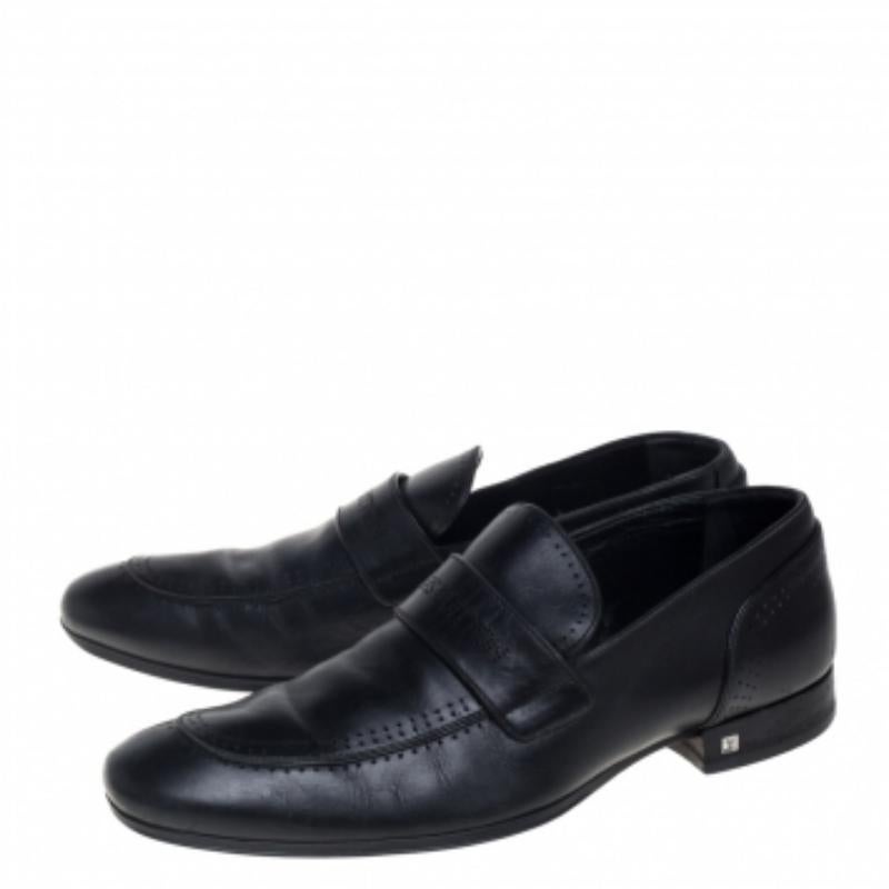Louis Vuitton Black Leather Logo Perforated Slip On Loafers Size 40 For Sale 3