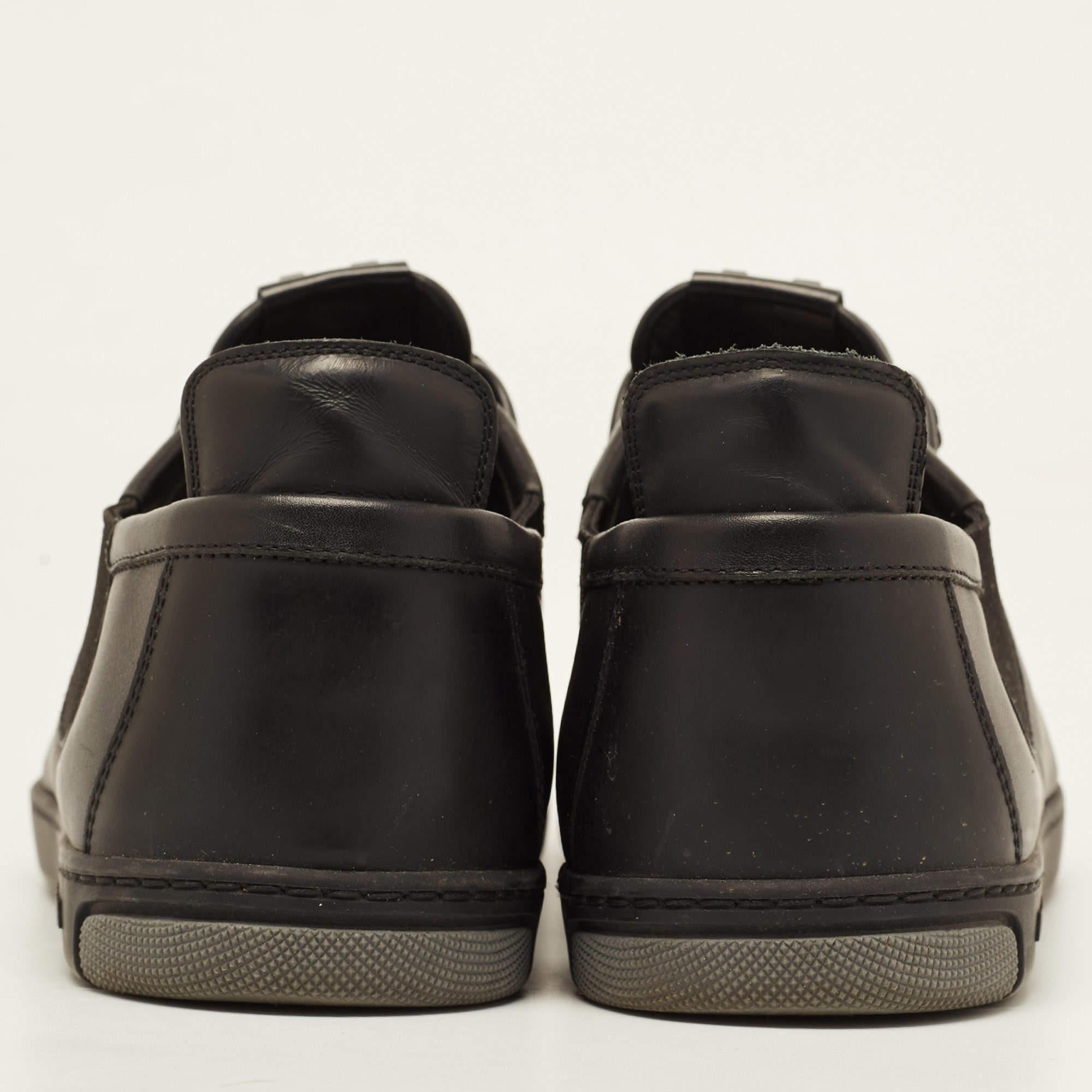 Louis Vuitton Black Leather Low Top Sneakers Size 43 For Sale 3