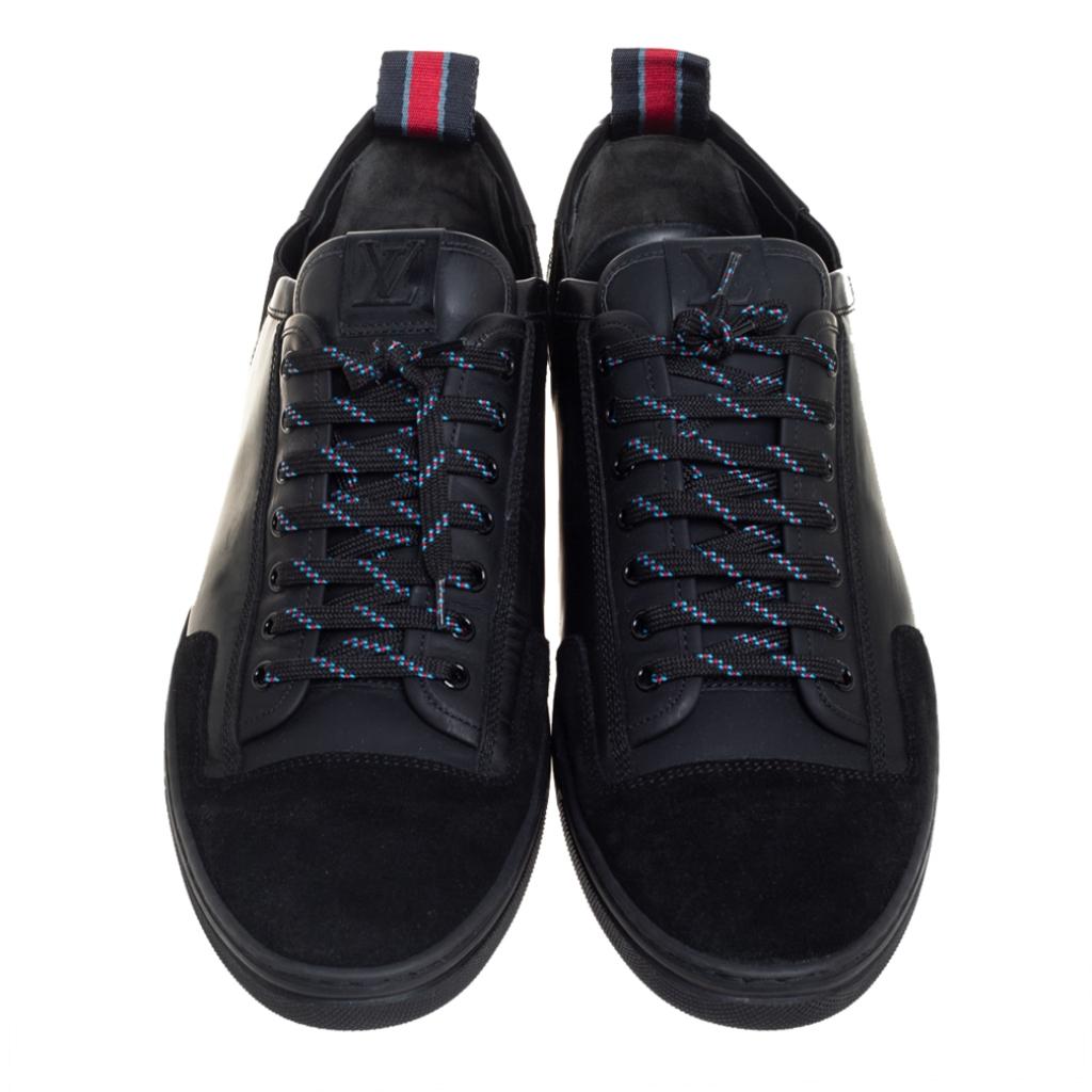 Louis Vuitton Black Leather Low Top Sneakers Size 45.5 In Good Condition For Sale In Dubai, Al Qouz 2