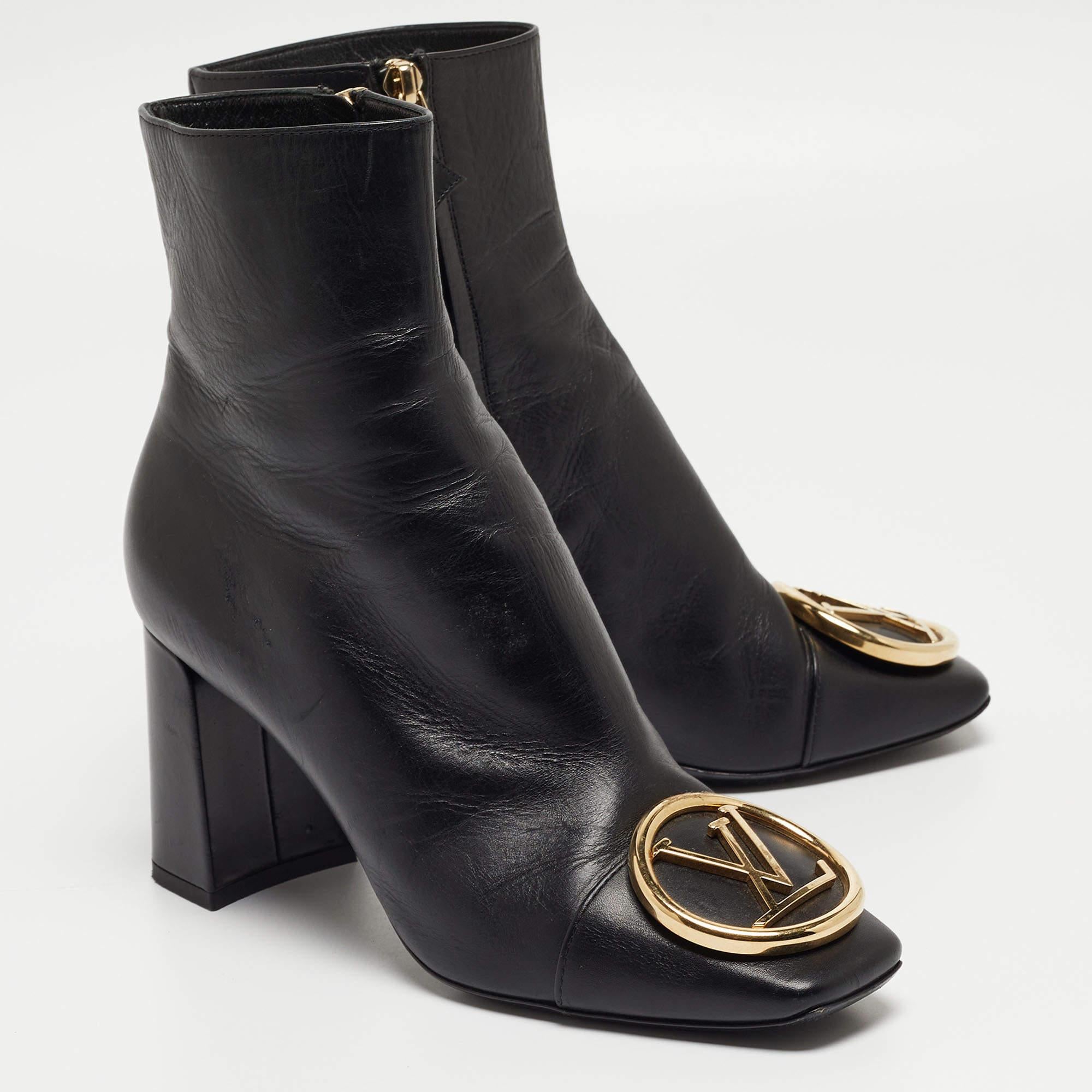 Louis Vuitton Madeleine Block Heel-Stiefeletten aus schwarzem Leder Größe 37 (Schwarz) im Angebot