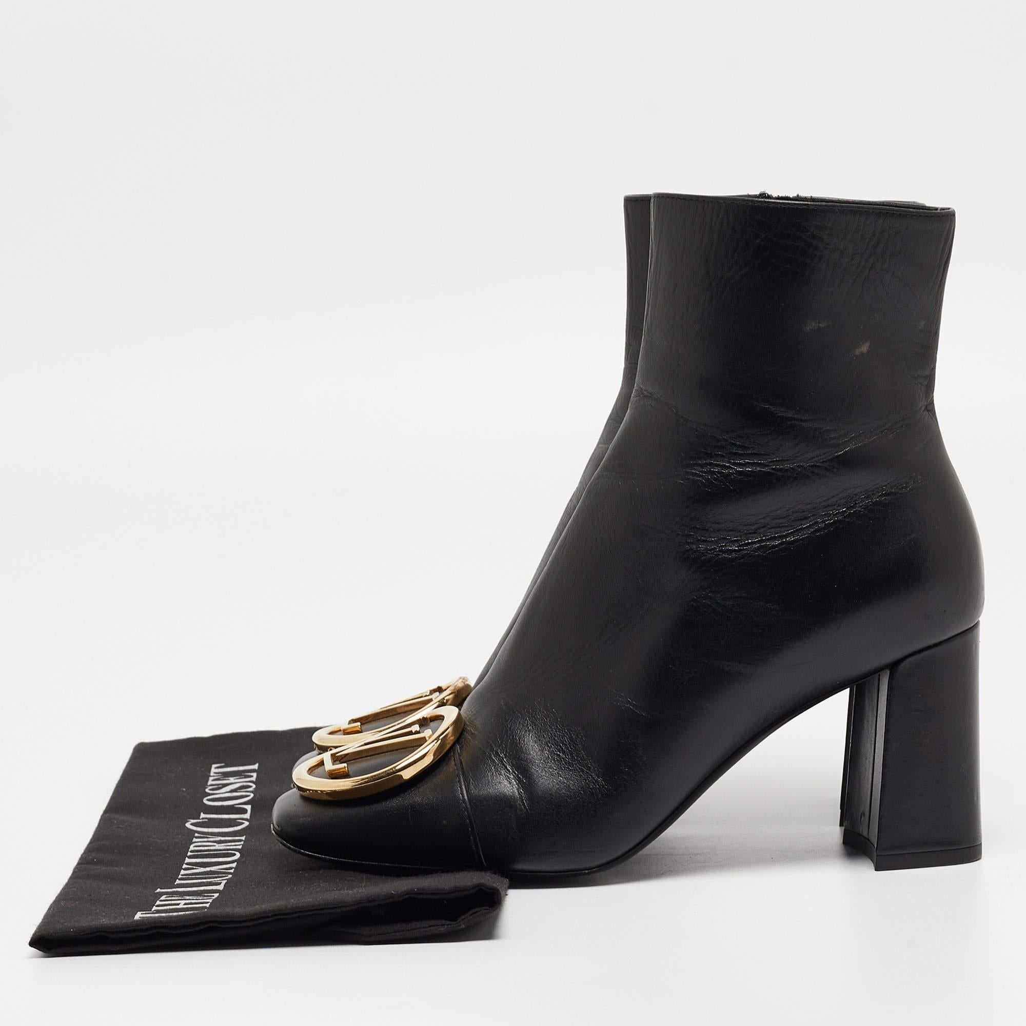 Louis Vuitton Black Leather Madeleine Block Heel Ankle Boots Size 37 For Sale at 1stDibs