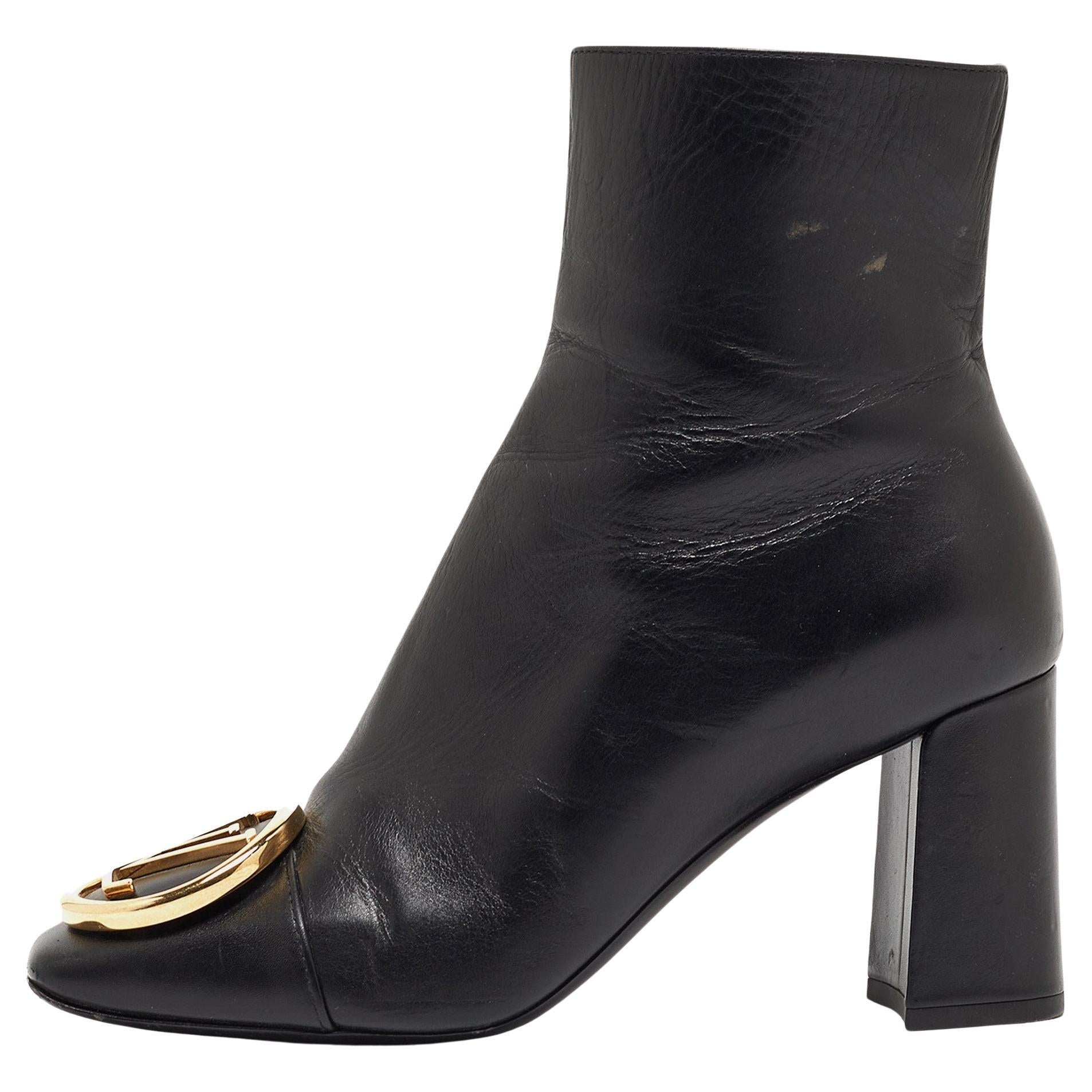 Louis Vuitton Black Leather Madeleine Block Heel Ankle Boots Size 37 For Sale
