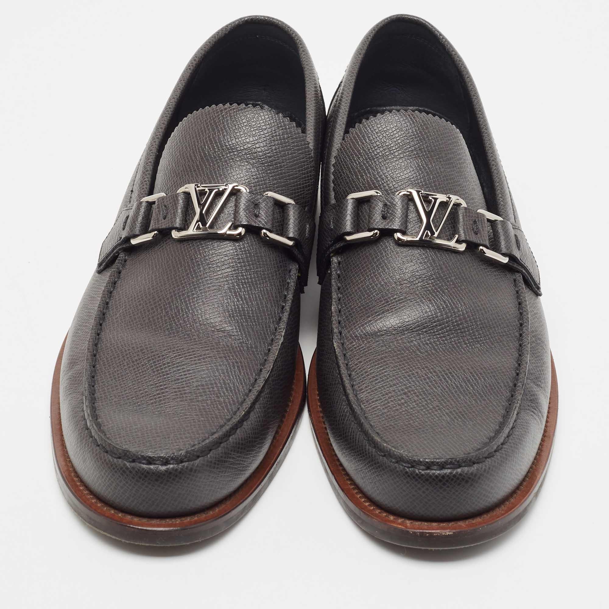 Women's Louis Vuitton Black Leather Major Loafers Size 43