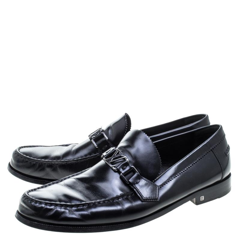 Louis Vuitton Black Leather Major Loafers Size 44.5 In Good Condition In Dubai, Al Qouz 2