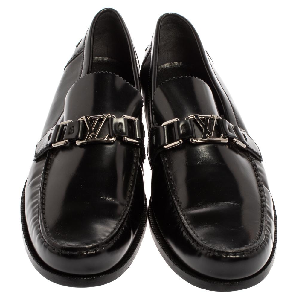 Louis Vuitton Black Leather Major Slip On Loafers Size 41.5 In Good Condition In Dubai, Al Qouz 2