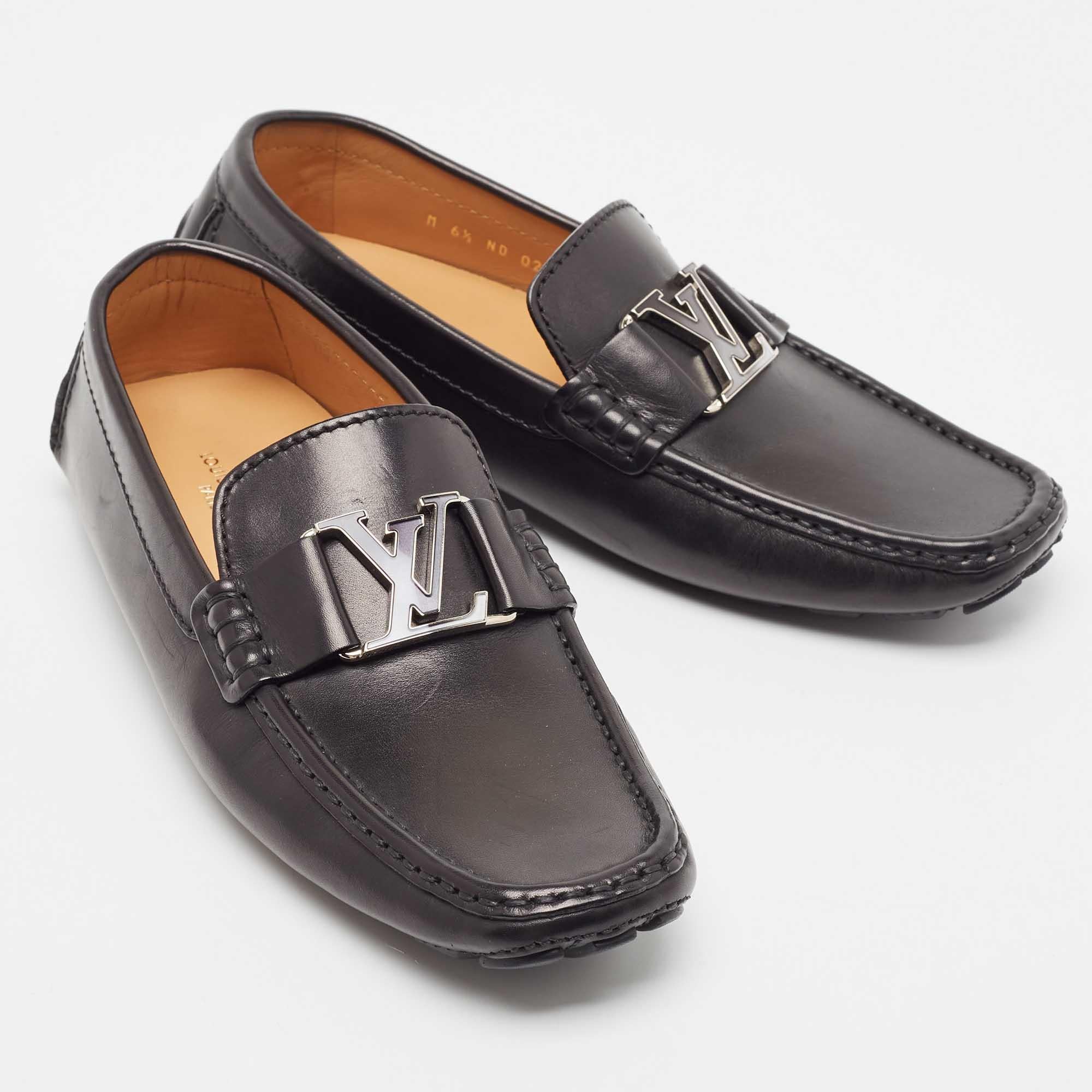 Louis Vuitton Black Leather Monte Carlo Loafers Size 40.5 In New Condition For Sale In Dubai, Al Qouz 2