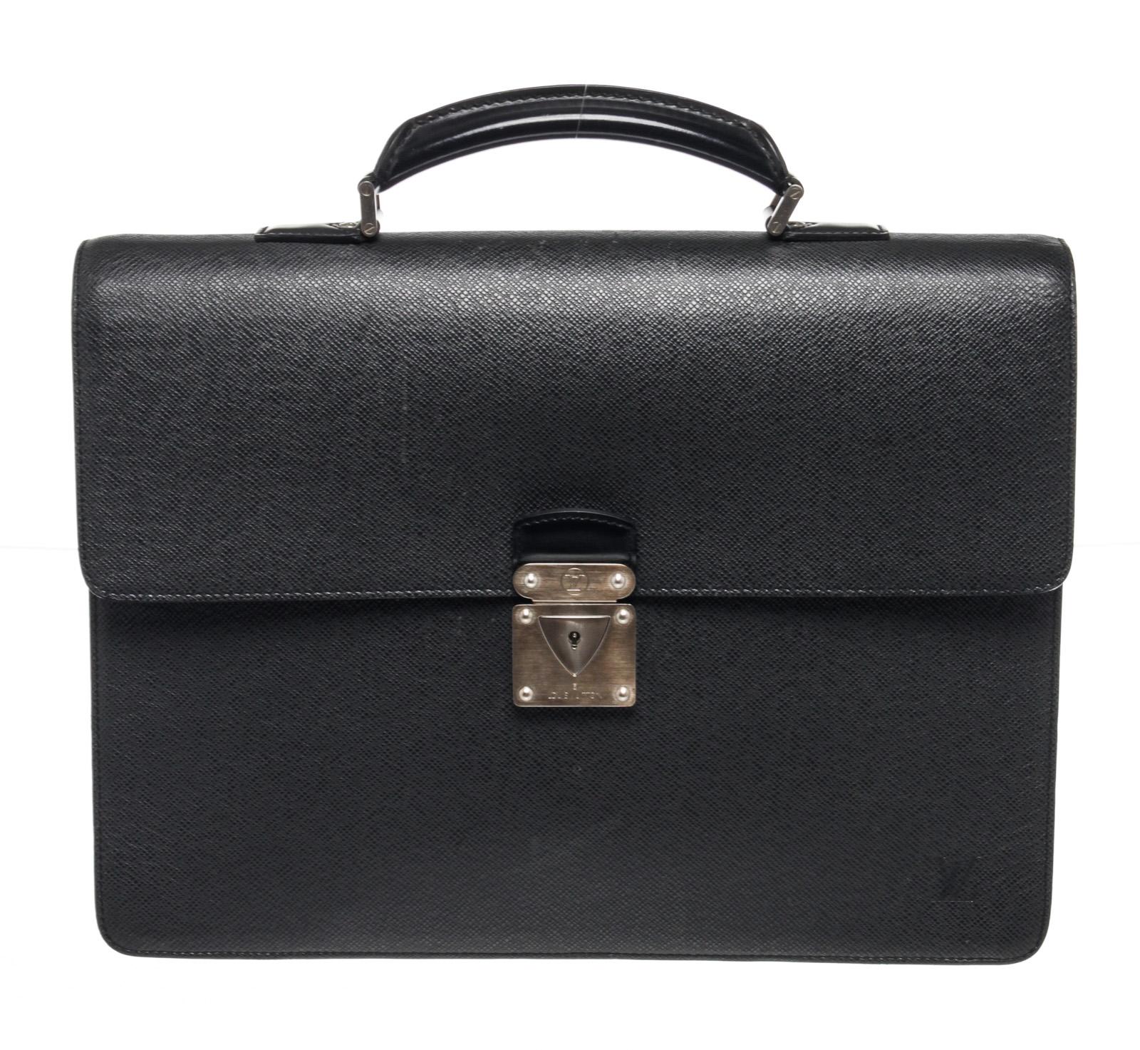 Louis Vuitton Black Leather Moskova Briefcase Bag In Good Condition For Sale In Irvine, CA