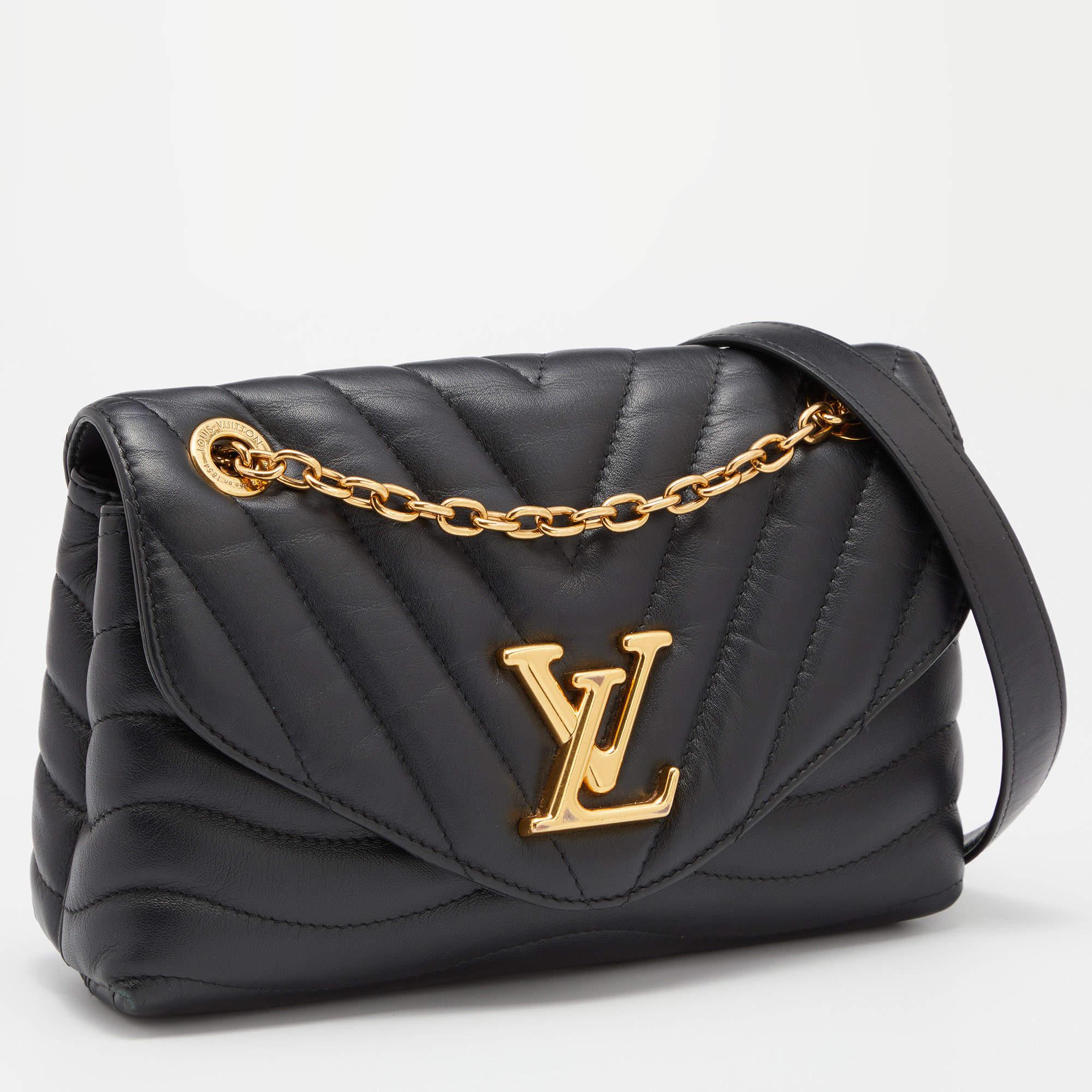Women's Louis Vuitton Black Leather New Wave Chain Bag