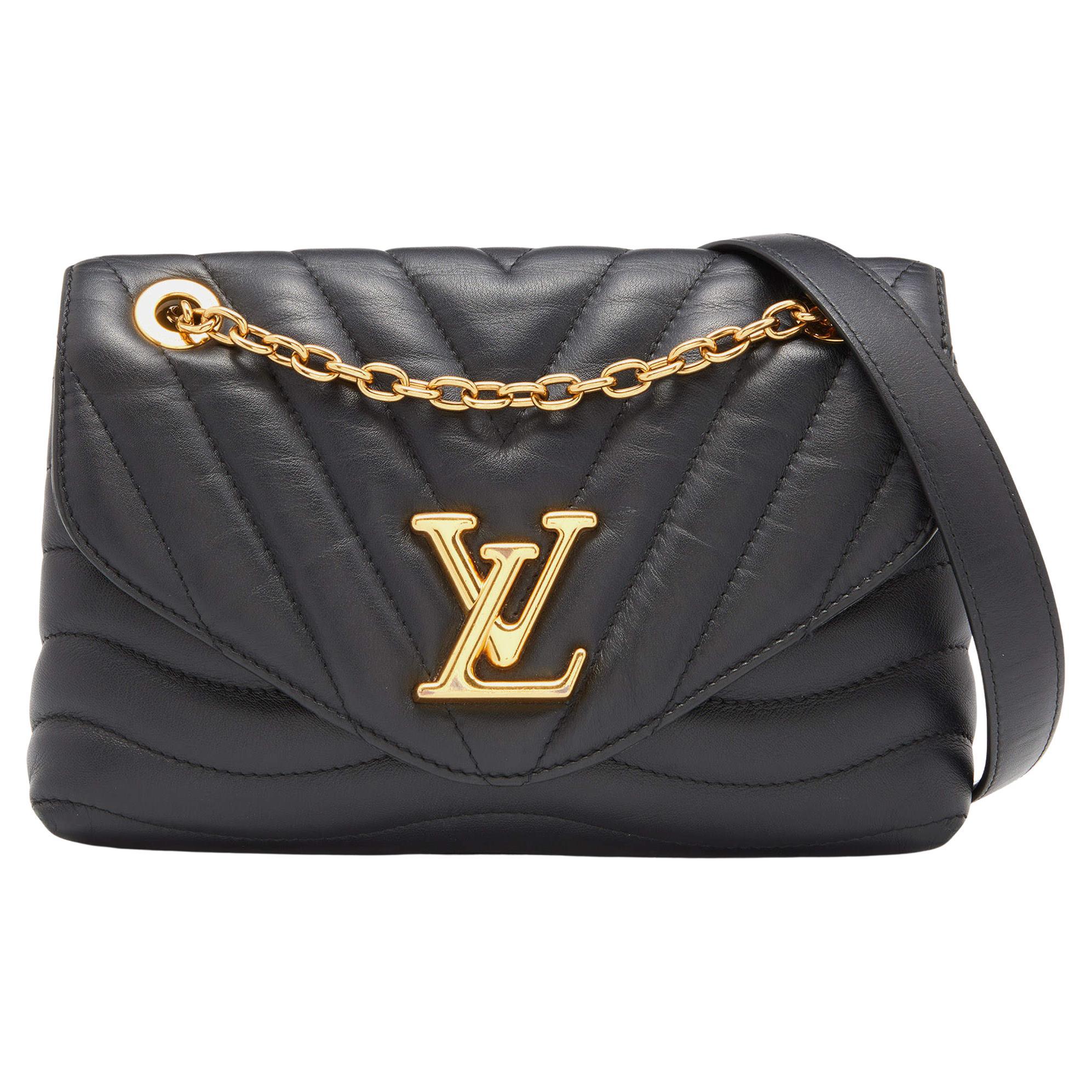 Louis Vuitton LV New Wave Chain Bag Quilted Black in Cowhide Leather with  Gold-tone - US