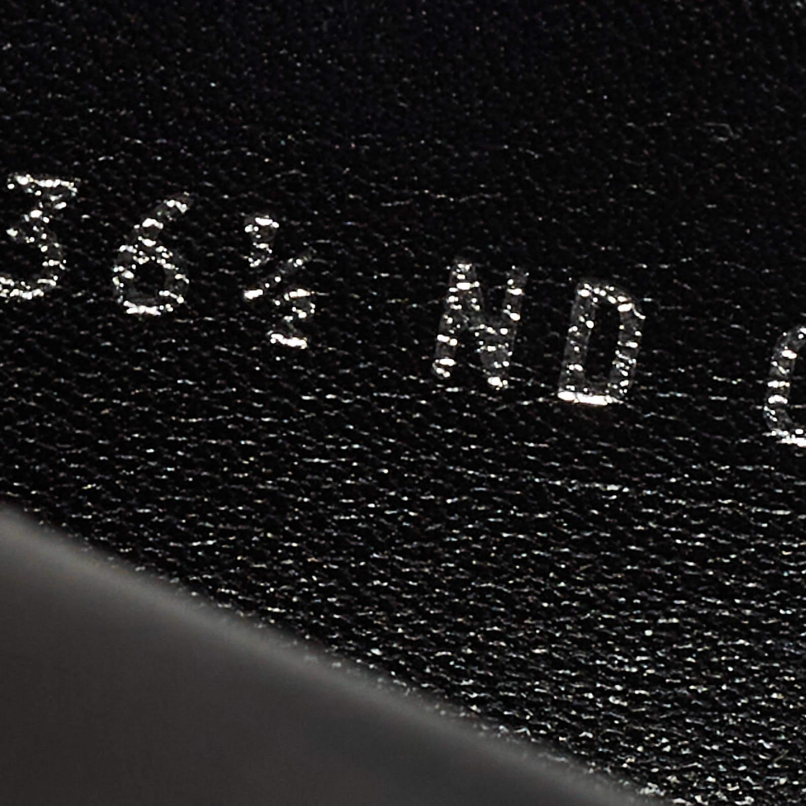 Louis Vuitton Loafers aus schwarzem Leder mit Oxford-Logo-Detail aus Leder, Größe 36,5 im Angebot 2