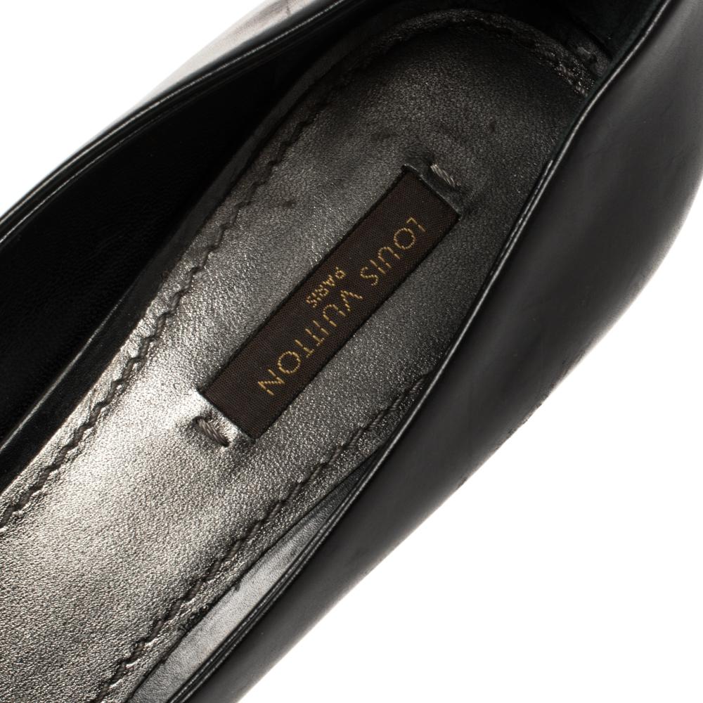 Louis Vuitton Black Leather Peep Toe Pumps Size 38.5 For Sale 3