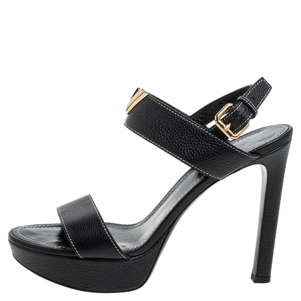 Designed purposely for fashion queens like you, these Louis Vuitton sandals are gorgeous! They come flaunting a leather strap on the vamps, a gold-tone V detailed one on the ankles, buckled slingbacks, comfy insoles, and 12 cm heels. To look your