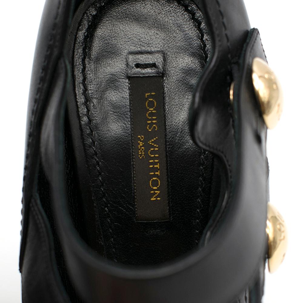 Louis Vuitton Black Leather Platform Mary Jane Pumps SIZE 37.5 In Excellent Condition In London, GB