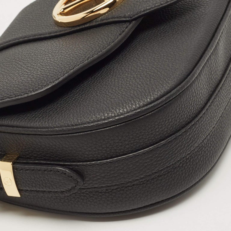 Louis Vuitton Black Grained Calfskin LV Pont 9 Soft MM For Sale at 1stDibs