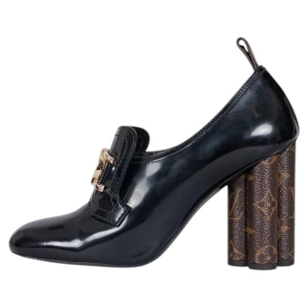 Louis Vuitton Black Leather Pumps Sculpted Heel Sz. 38