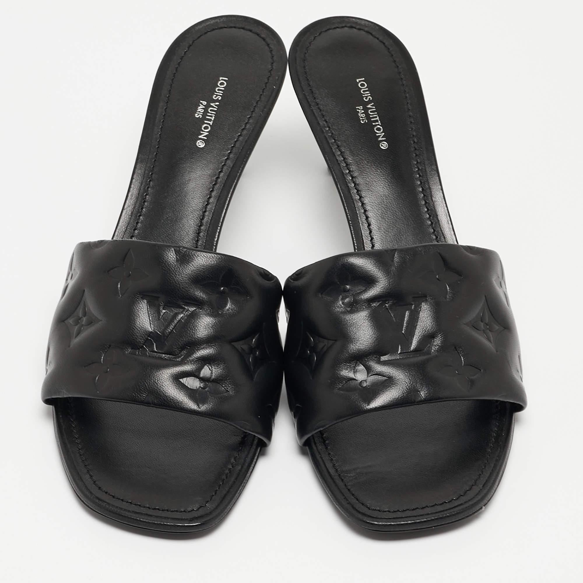 Enhance your looks with a touch of high style with these designer slides. Rendered in quality material with a lovely hue adorning its expanse, this pair is a must-have!

Includes
Original Dustbag, Original Box, Extra heel tips
