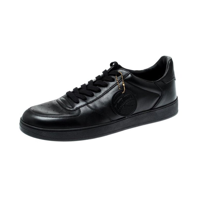 Louis Vuitton Black Leather Rivoli Sneakers Size 44 For Sale at 1stdibs
