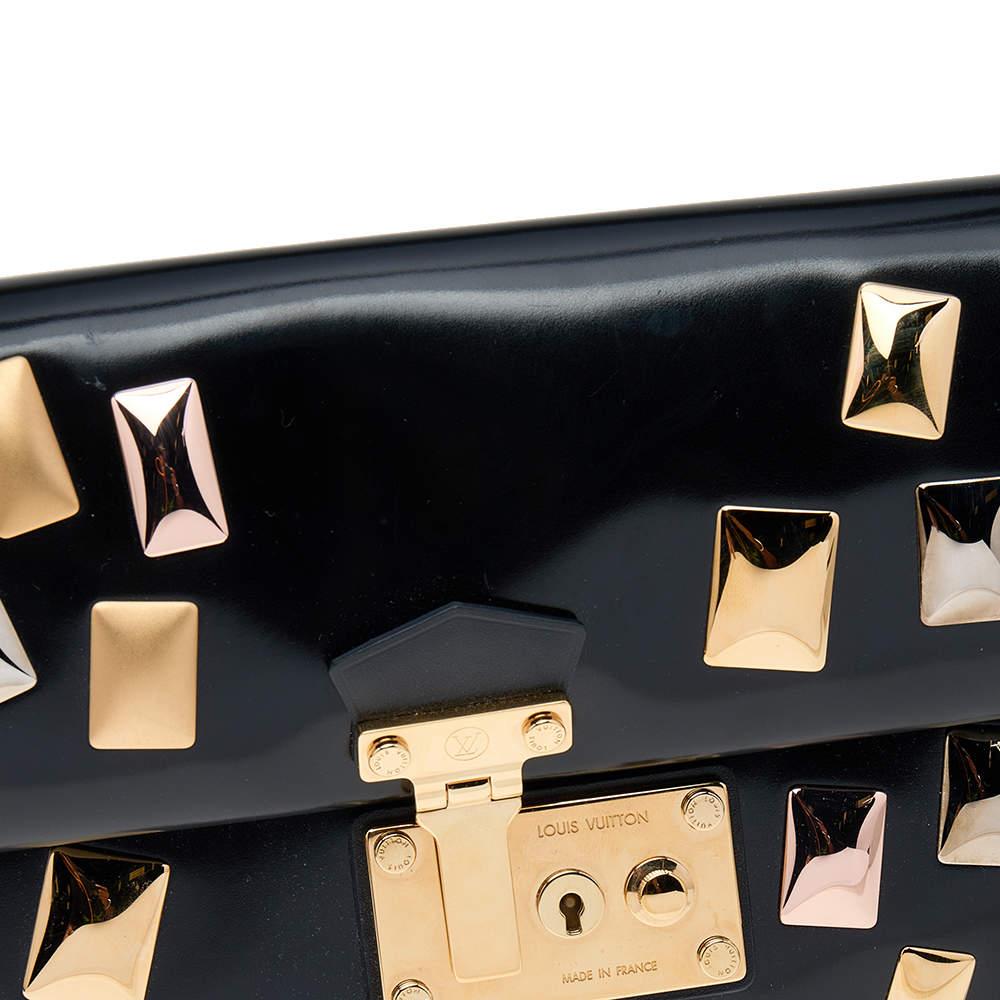 Louis Vuitton - Sac en cuir noir Triangle PM en vente 3