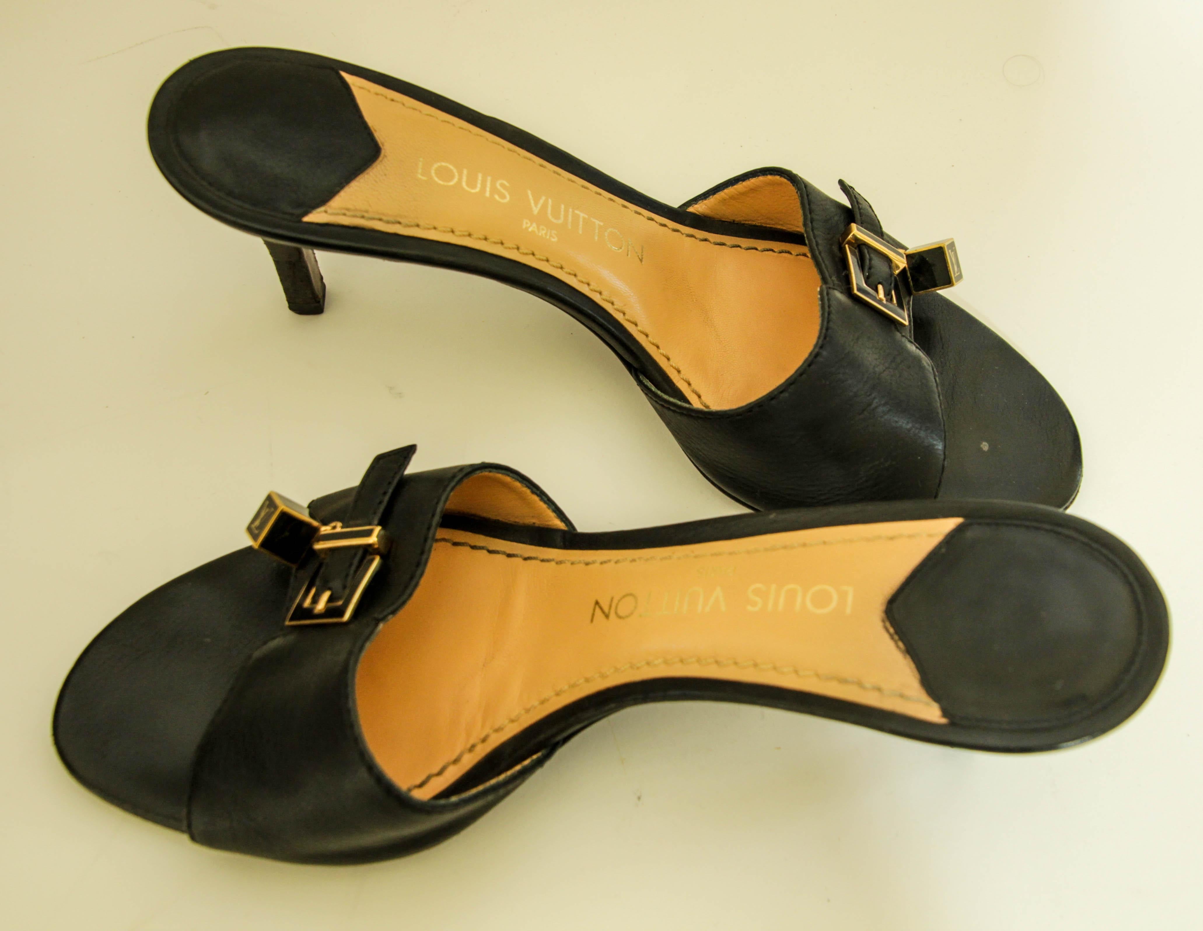 Louis Vuitton Black Leather Sandals  38.5 EU For Sale 6