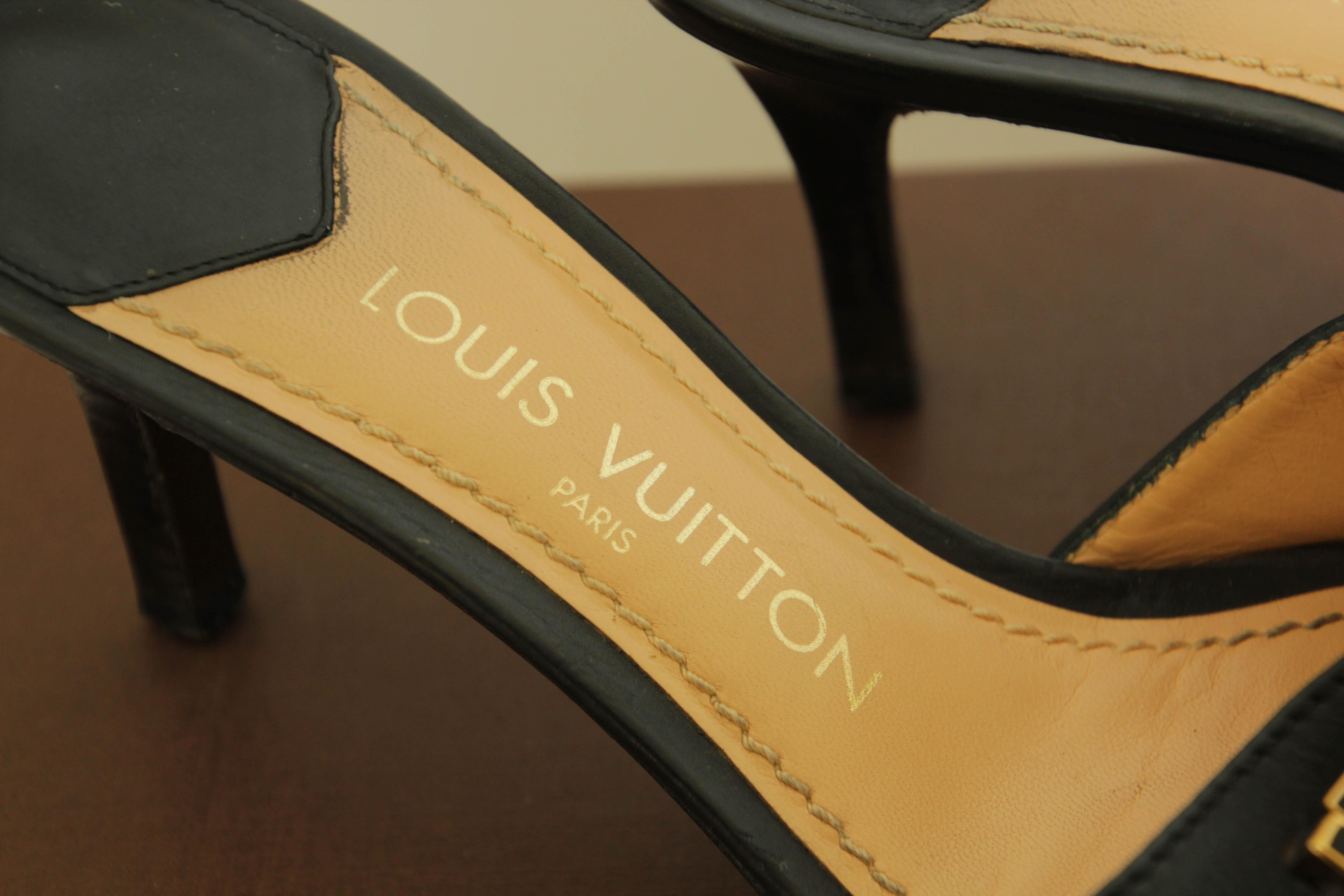 Louis Vuitton Black Leather Sandals  38.5 EU For Sale 1