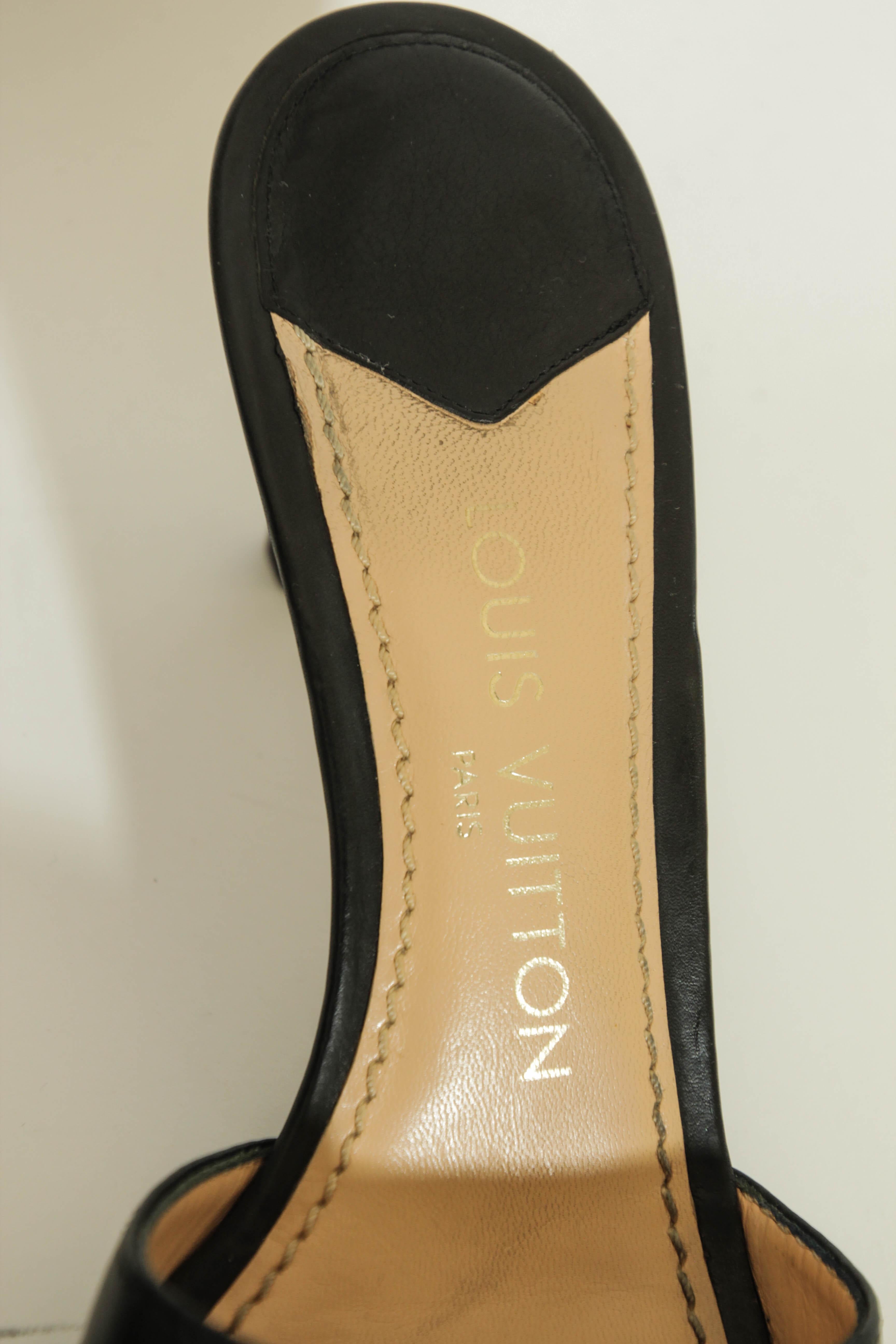 Louis Vuitton Black Leather Sandals  38.5 EU For Sale 5