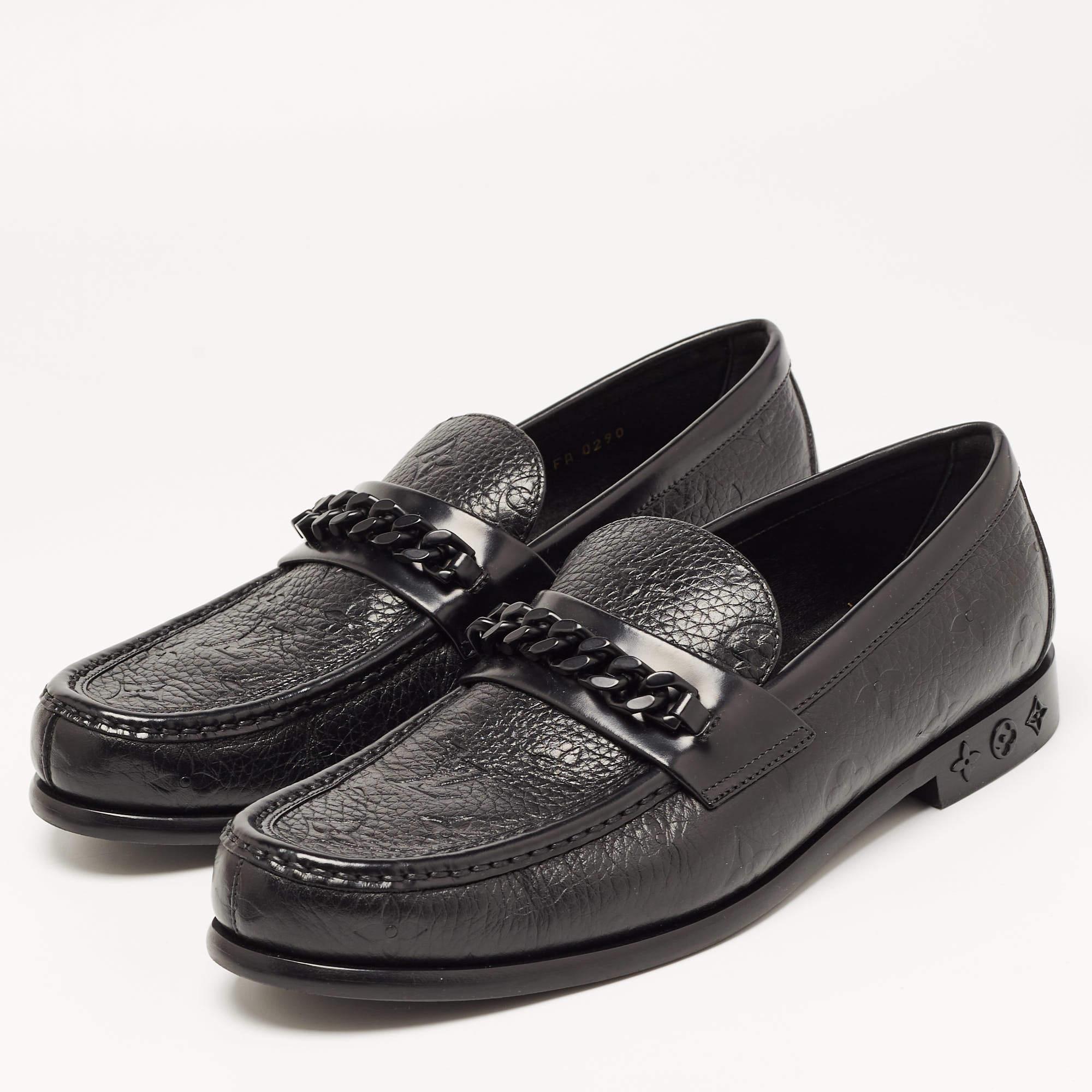 Men's Louis Vuitton Black Leather Slip On Loafers Size 40.5 For Sale