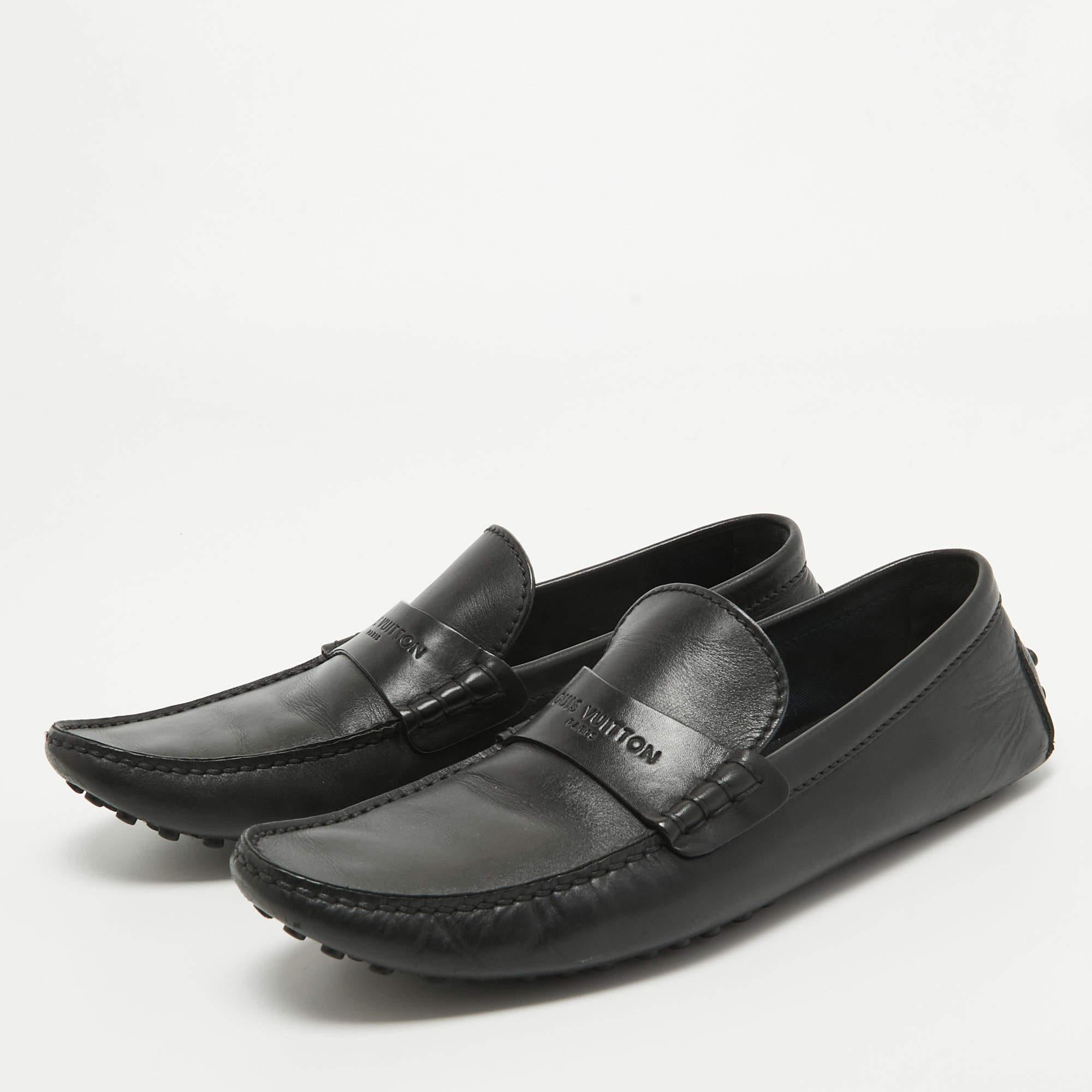 Louis Vuitton Black Leather Slip On Loafers Size 42.5 For Sale 4