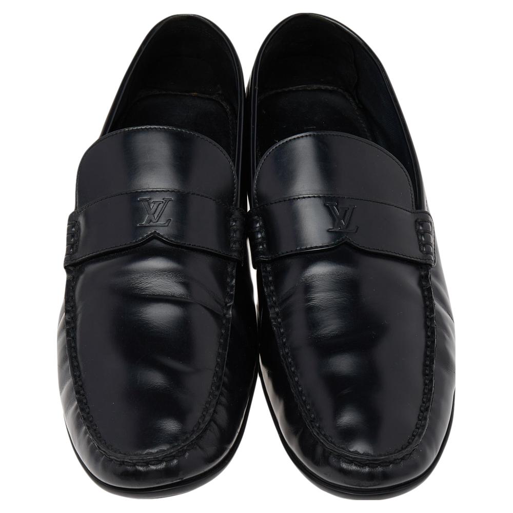 Men's Louis Vuitton Black Leather Slip on Loafers Size 44.5 For Sale