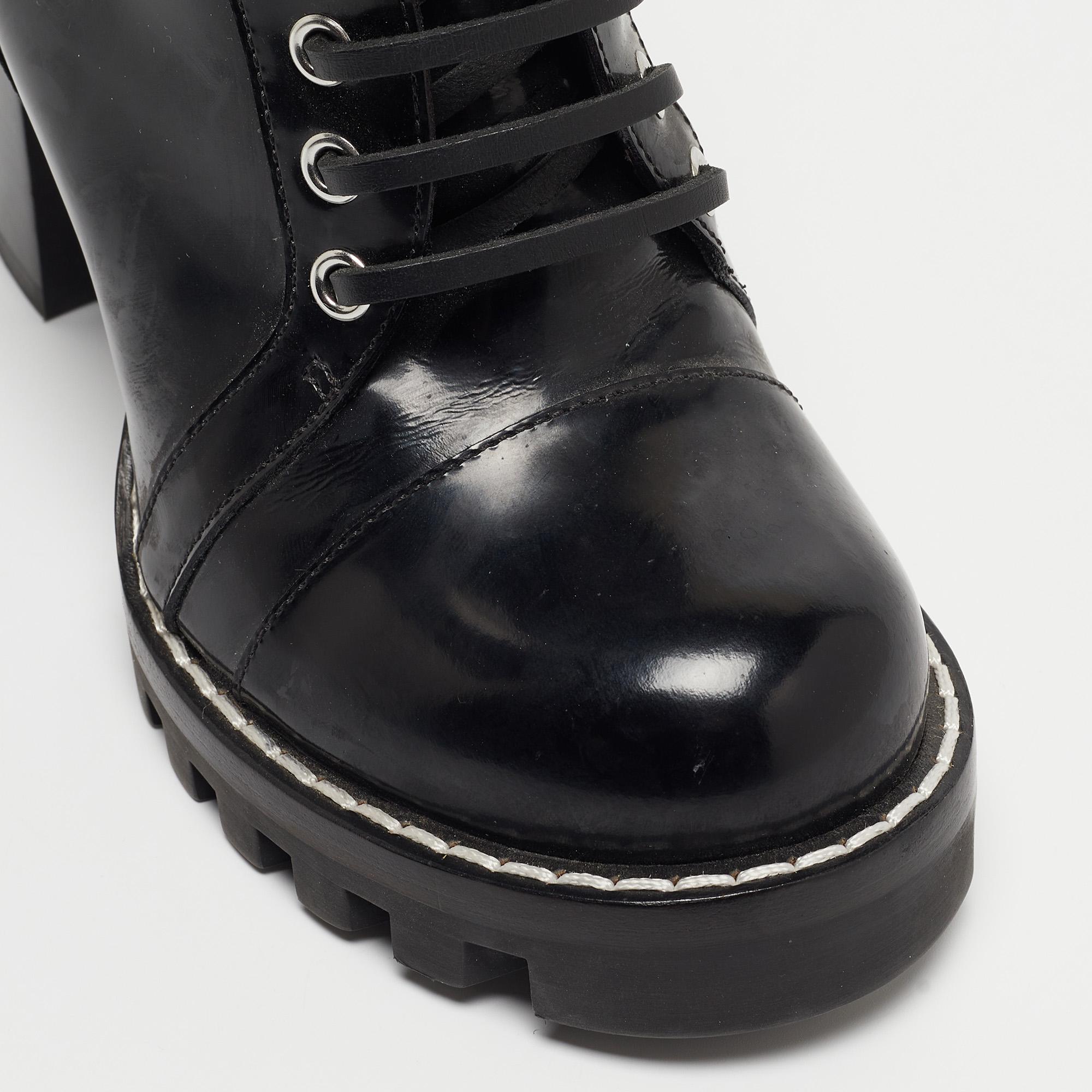 Louis Vuitton Black Leather Star Trail Block Boots Size 37.5 For Sale 1
