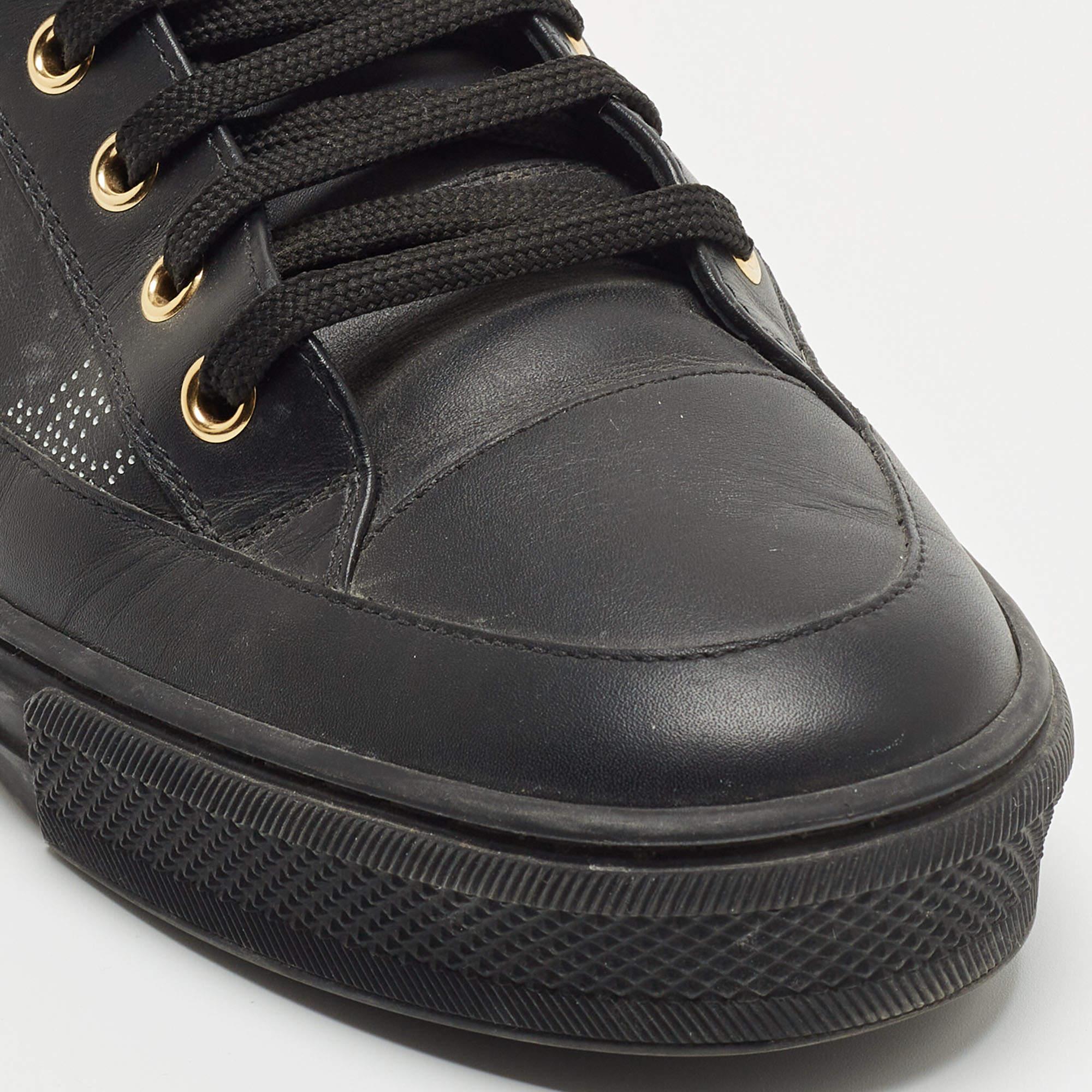 Louis Vuitton Black Leather Stellar Low Top Sneakers  In Good Condition In Dubai, Al Qouz 2