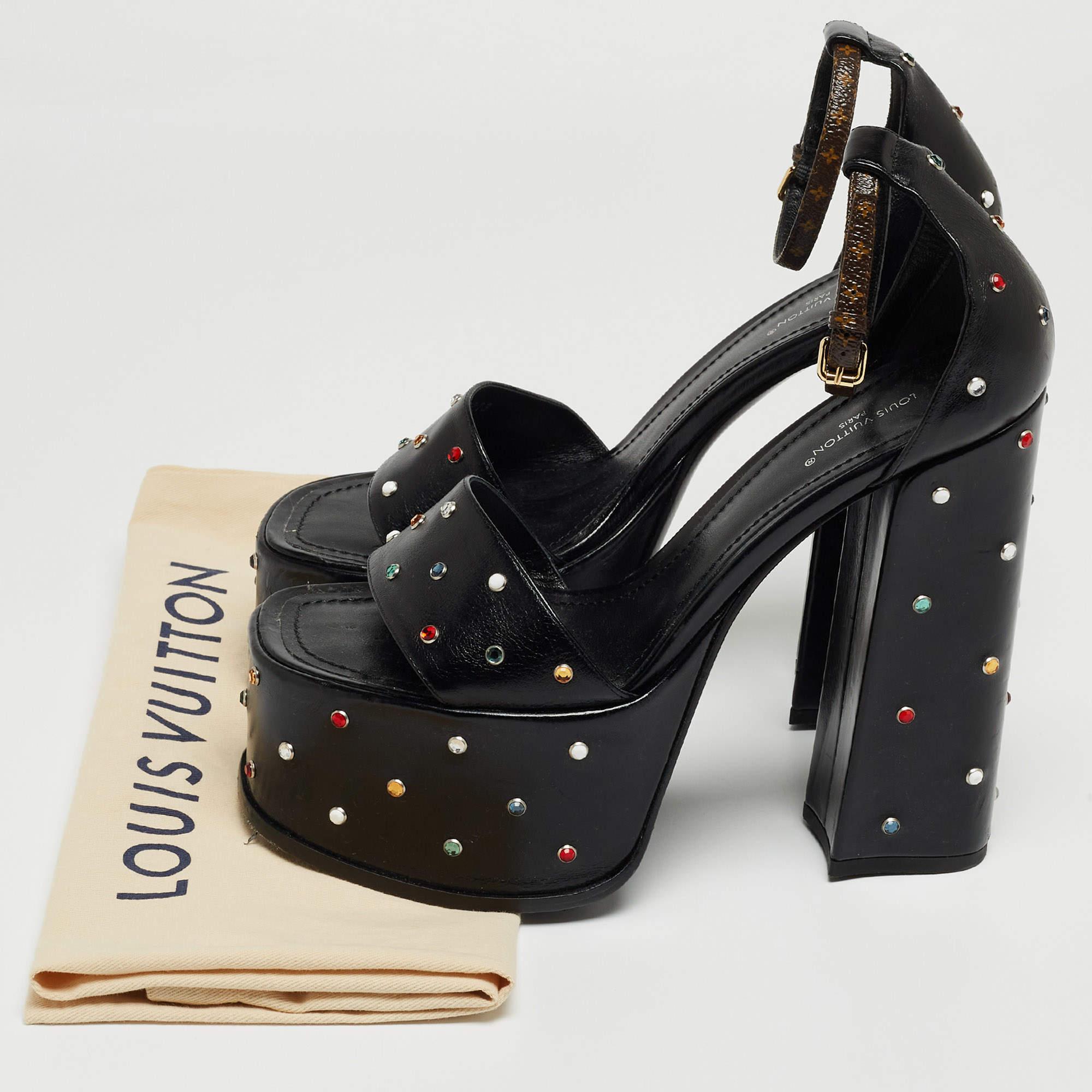 Louis Vuitton Black Leather Studded Fame Sandals Size 38.5 4