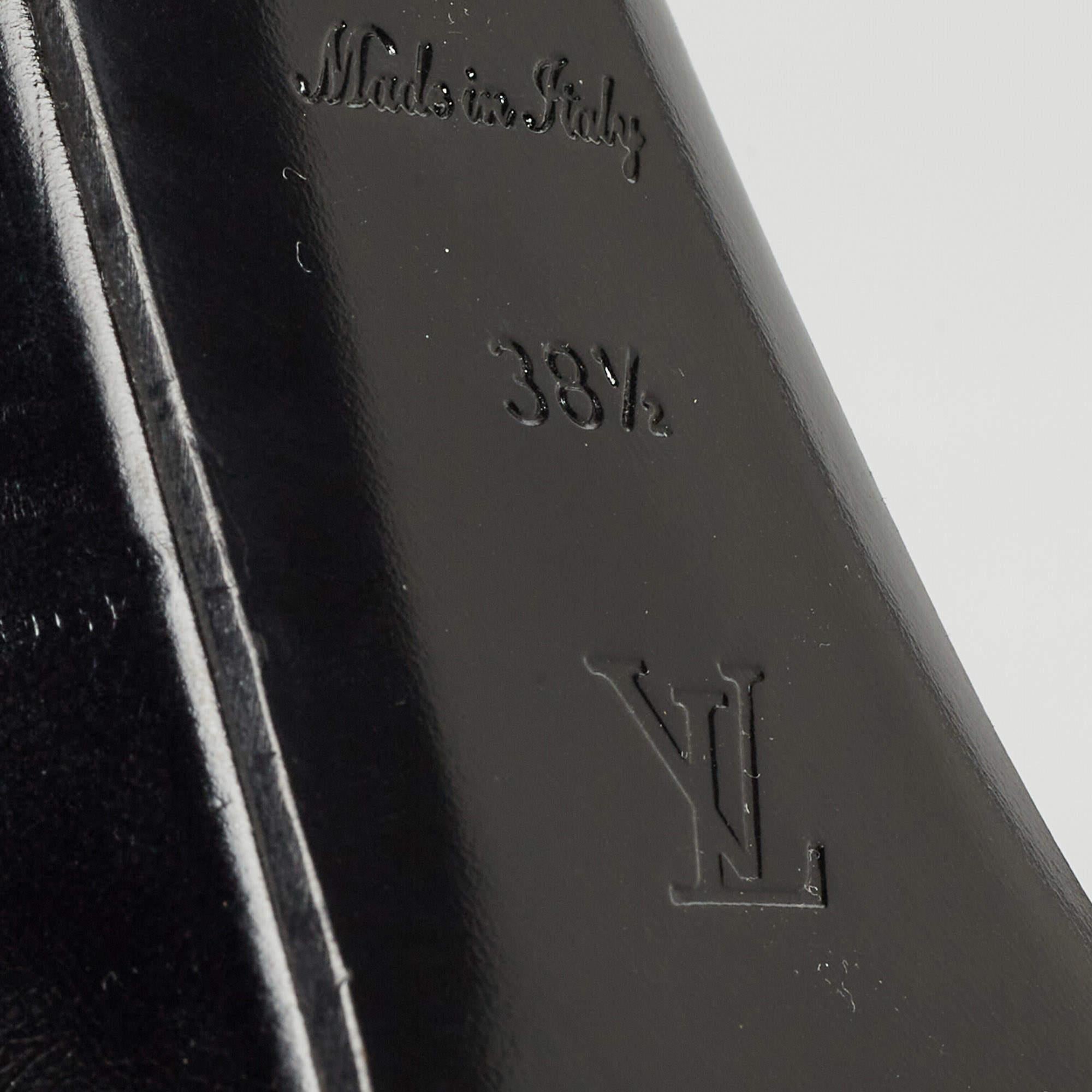 Louis Vuitton Black Leather Studded Fame Sandals Size 38.5 5