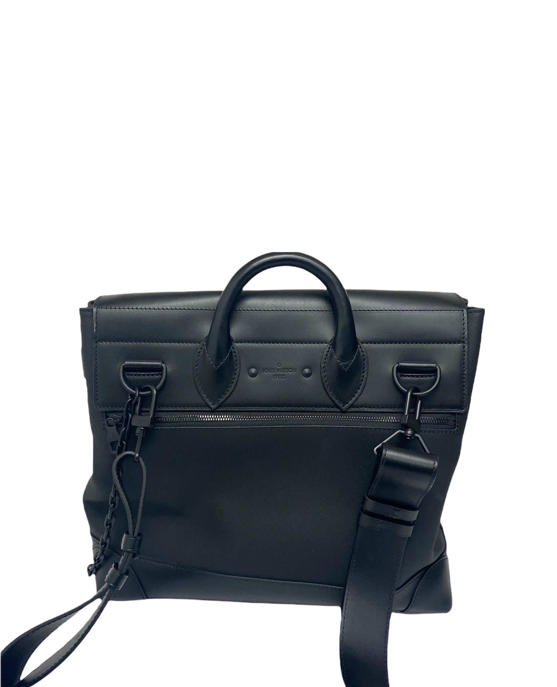 Schwarzes Leder von Louis Vuitton  Taiga Regenbogendampfer PM Limitiert  im Angebot 2
