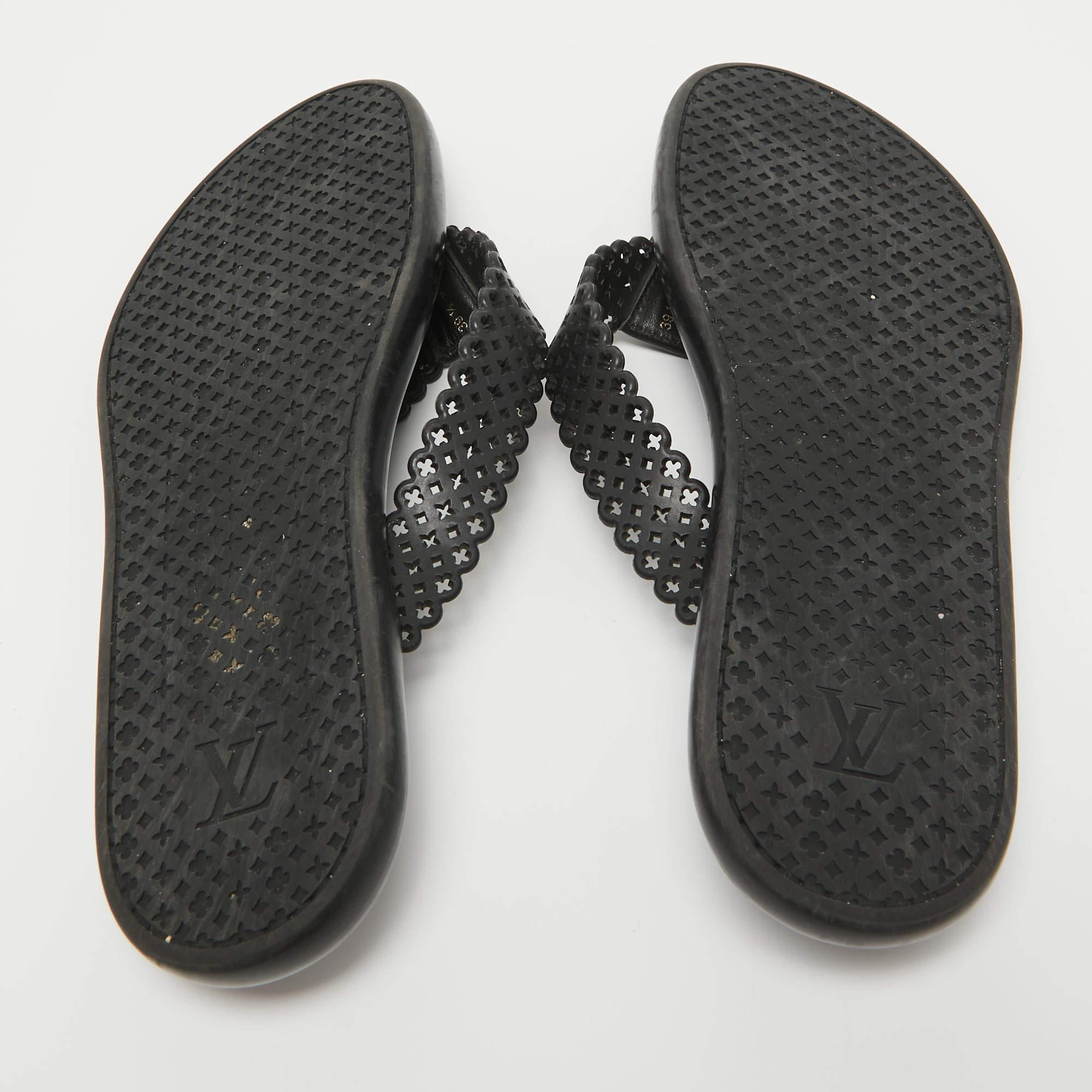 Louis Vuitton Black Leather Thong Flat Sandals Size 39.5 2