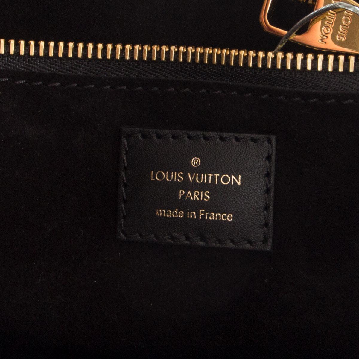 LOUIS VUITTON black leather TOTE W PM Bag Veau Cachemire In New Condition In Zürich, CH