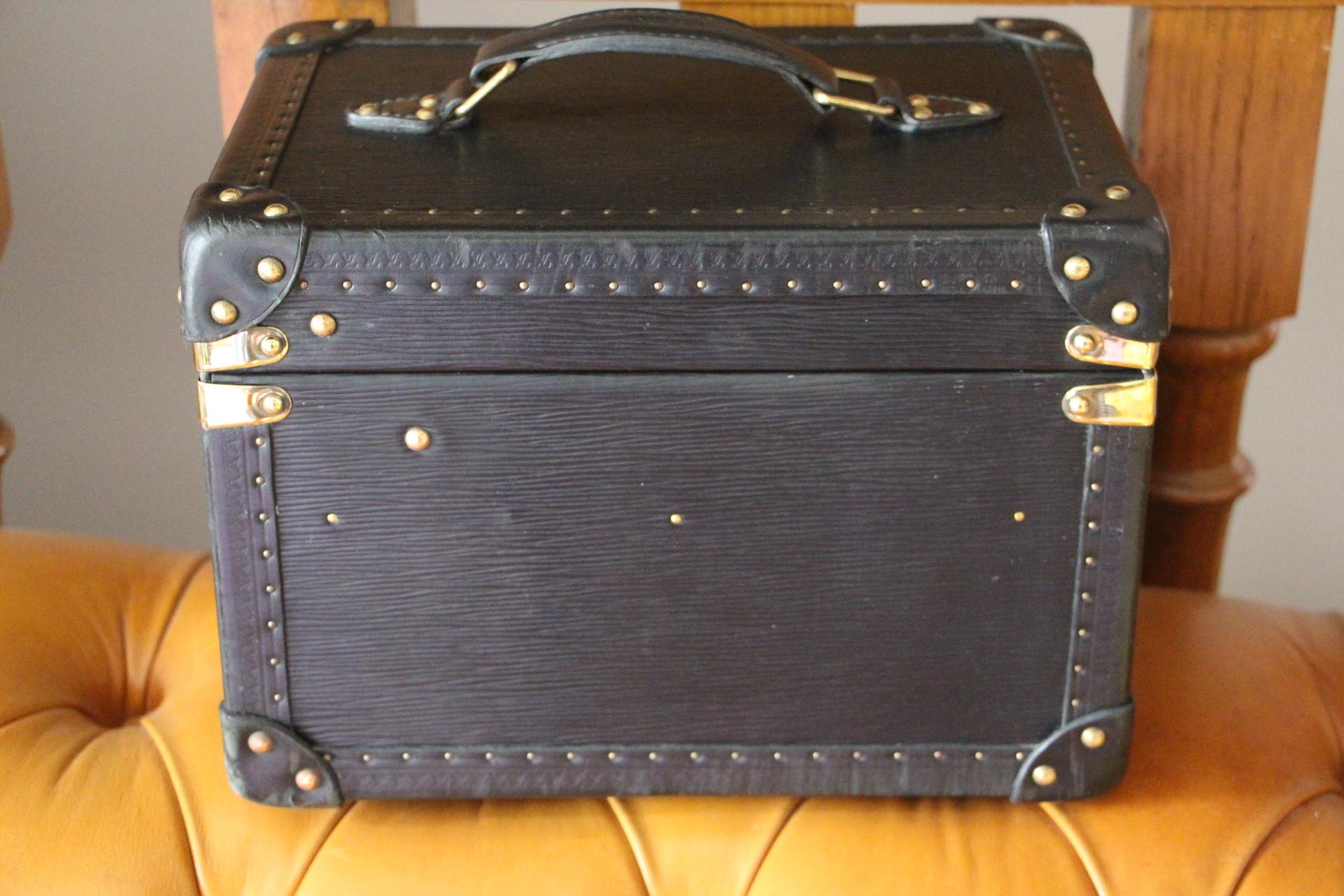 Louis Vuitton Black Leather Train Case, Louis Vuitton Jewelry Case, Vuitton Case 2