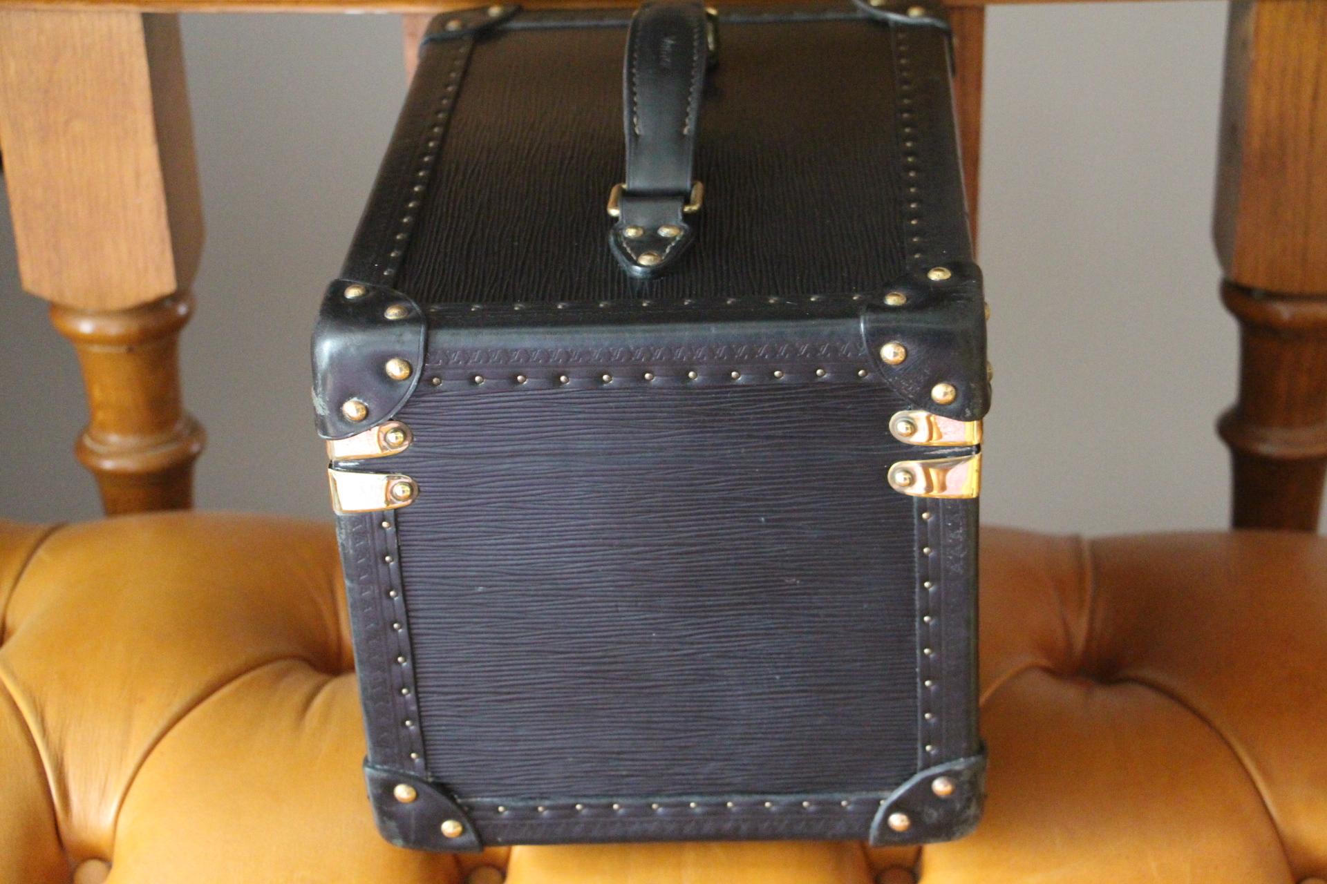 Louis Vuitton Black Leather Train Case, Louis Vuitton Jewelry Case, Vuitton Case 3