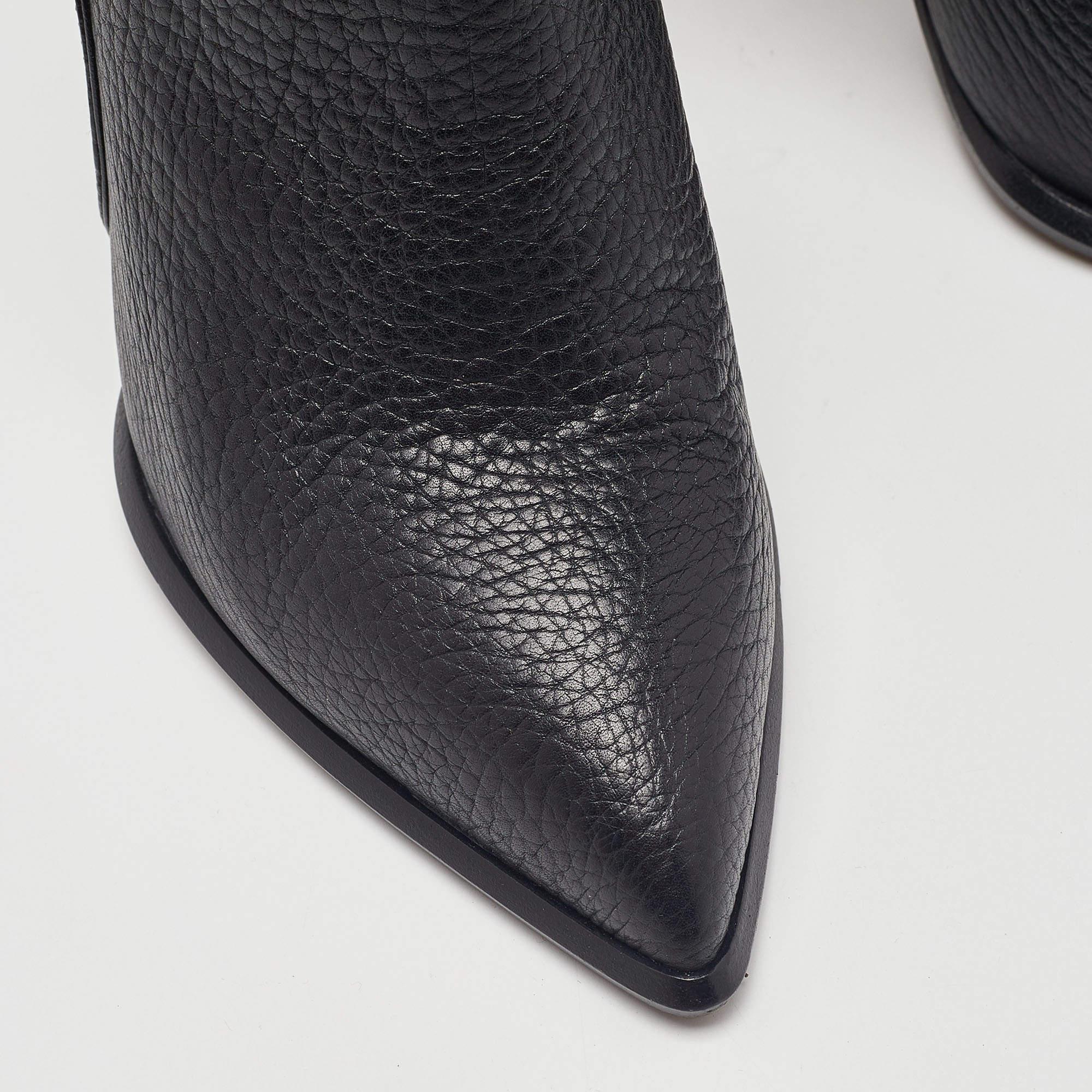 Louis Vuitton Ultimate Knöchelstiefeletten aus schwarzem Leder Größe 39 im Angebot 3