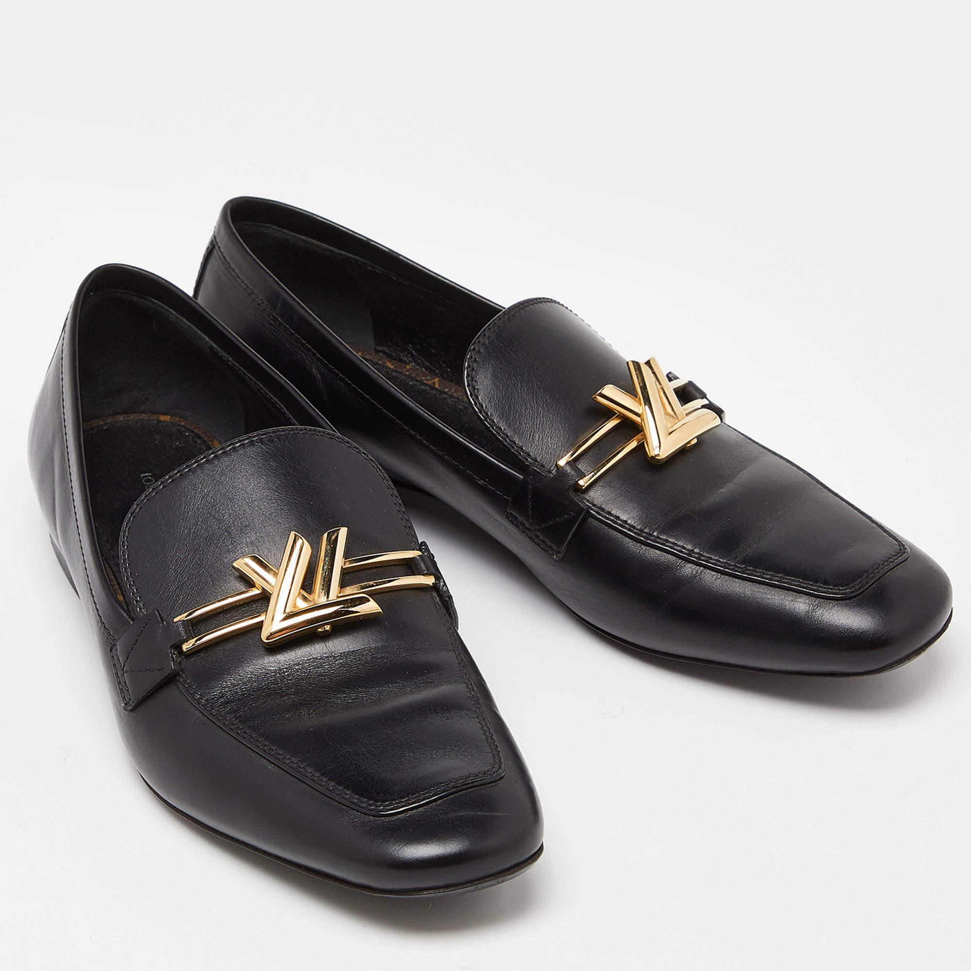 Louis Vuitton Black Leather Upper Case Loafers Size 36 In Good Condition For Sale In Dubai, Al Qouz 2