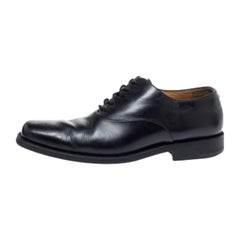 Louis Vuitton Oxford à lacets en cuir noir Taille 43