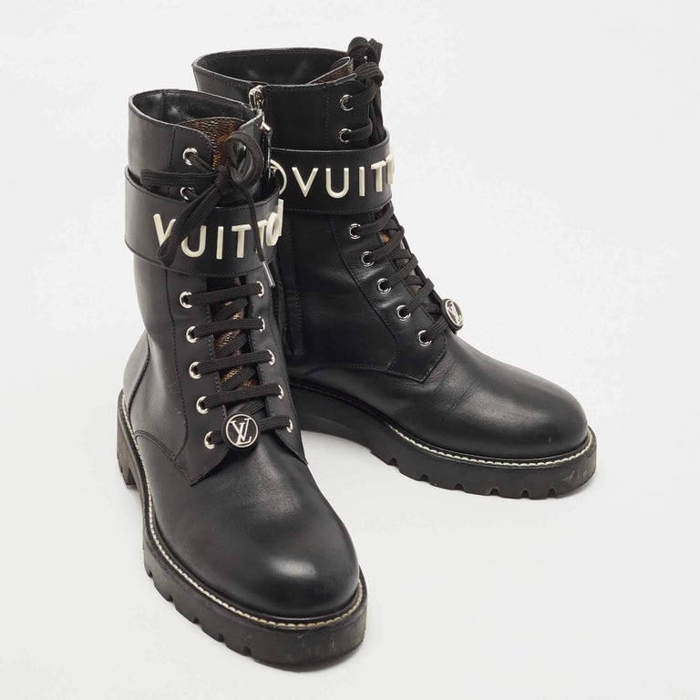 Louis Vuitton Black Leather Wonderland Ranger Ankle Length Combat Boots  Size 40 at 1stDibs