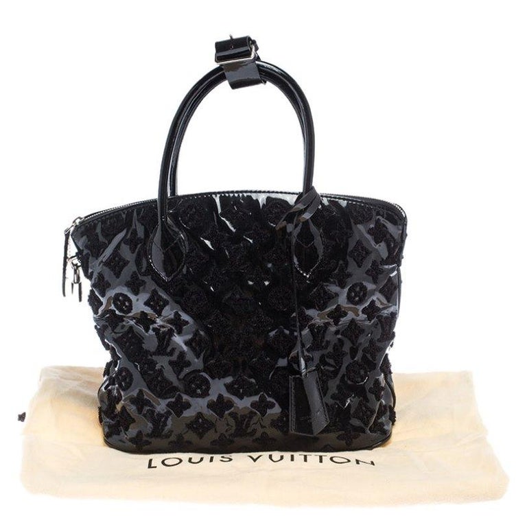 Louis Vuitton Black Limited Edition Monogram Vernis Fascination Lockit Bag For Sale at 1stdibs