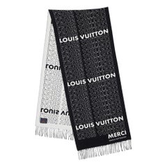 Louis Vuitton Black Logo Intarsia Knit Wool 
Cashmere Fringed Muffler