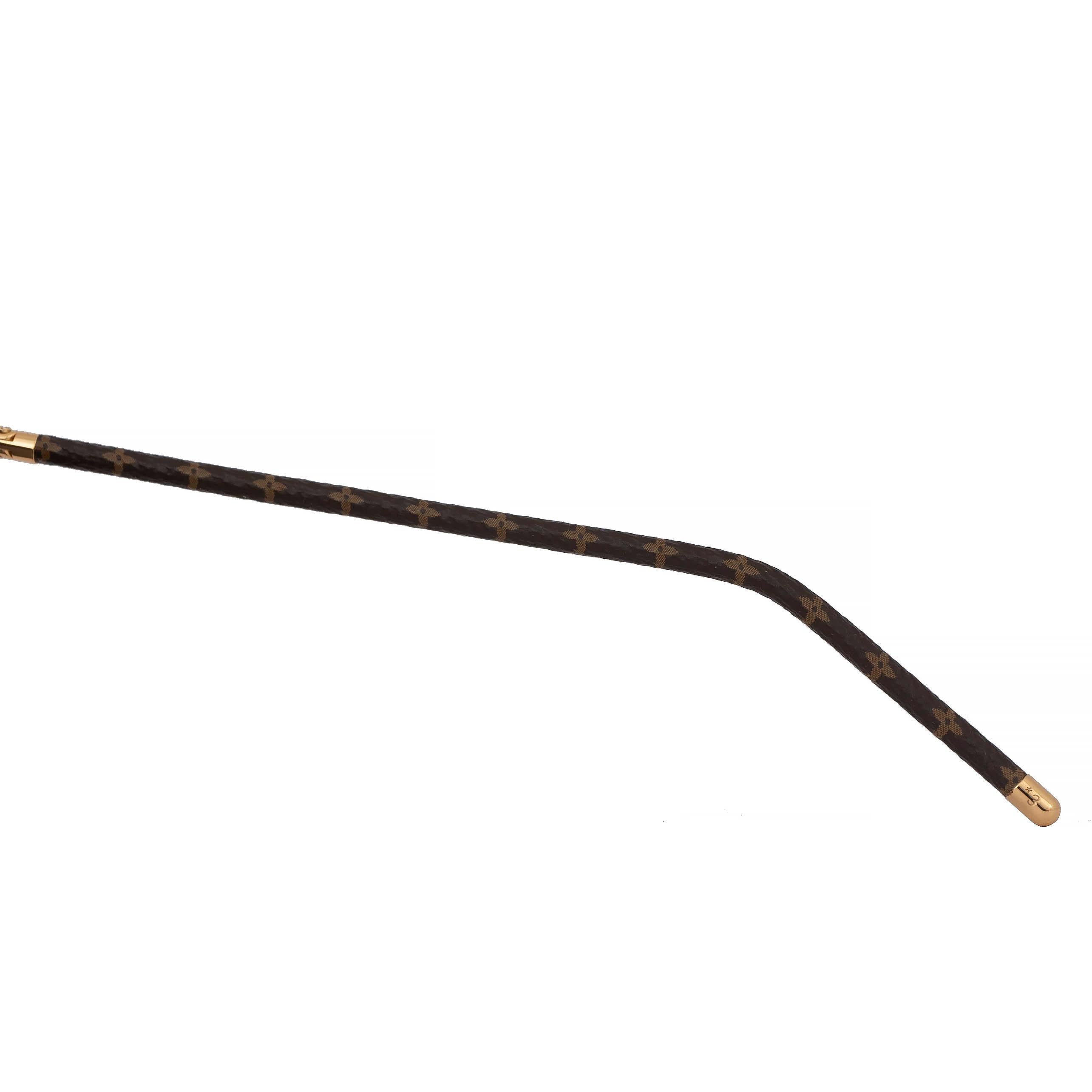 Black LOUIS VUITTON black LV FIRST ROUND Sunglasses Z1710E For Sale