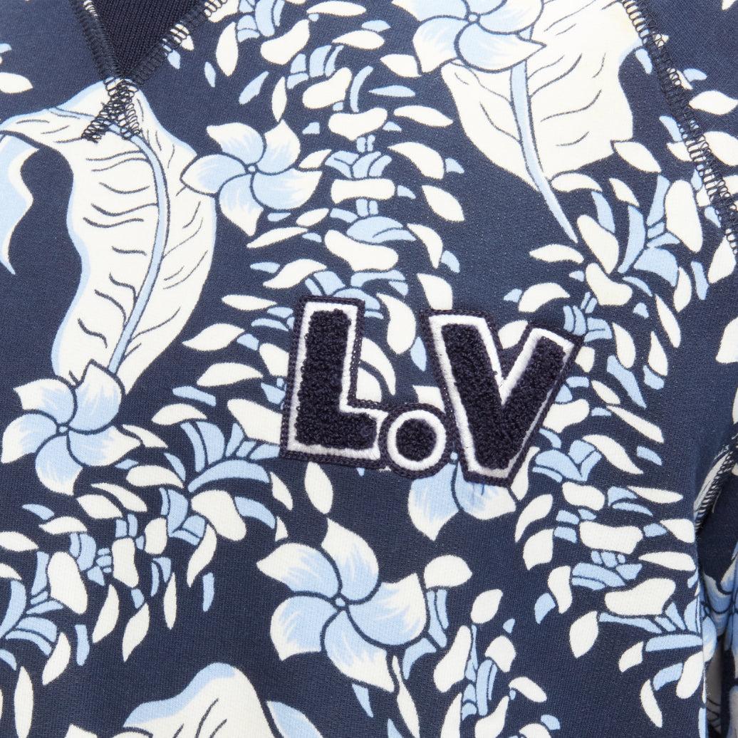 LOUIS VUITTON black LV towel logo blue tropical leaf print cotton sweatshirt M
Reference: JSLE/A00035
Brand: Louis Vuitton
Material: Cotton
Color: Blue, Black
Pattern: Floral
Closure: Pullover
Lining: White Fabric
Extra Details: Black towelling LV