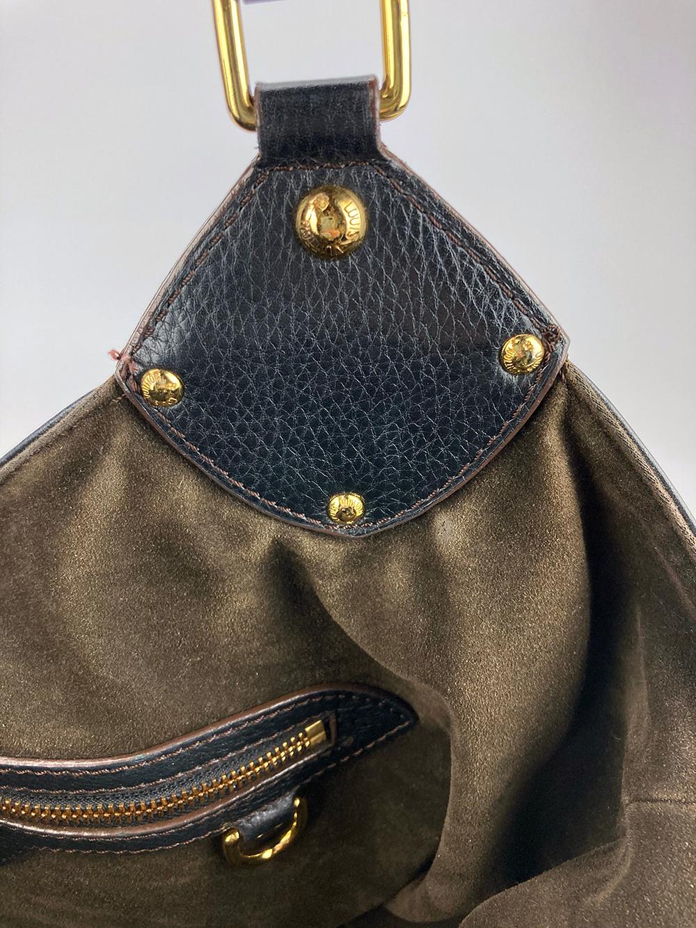 Louis Vuitton Black Mahina GM Shoulder Bag For Sale 9