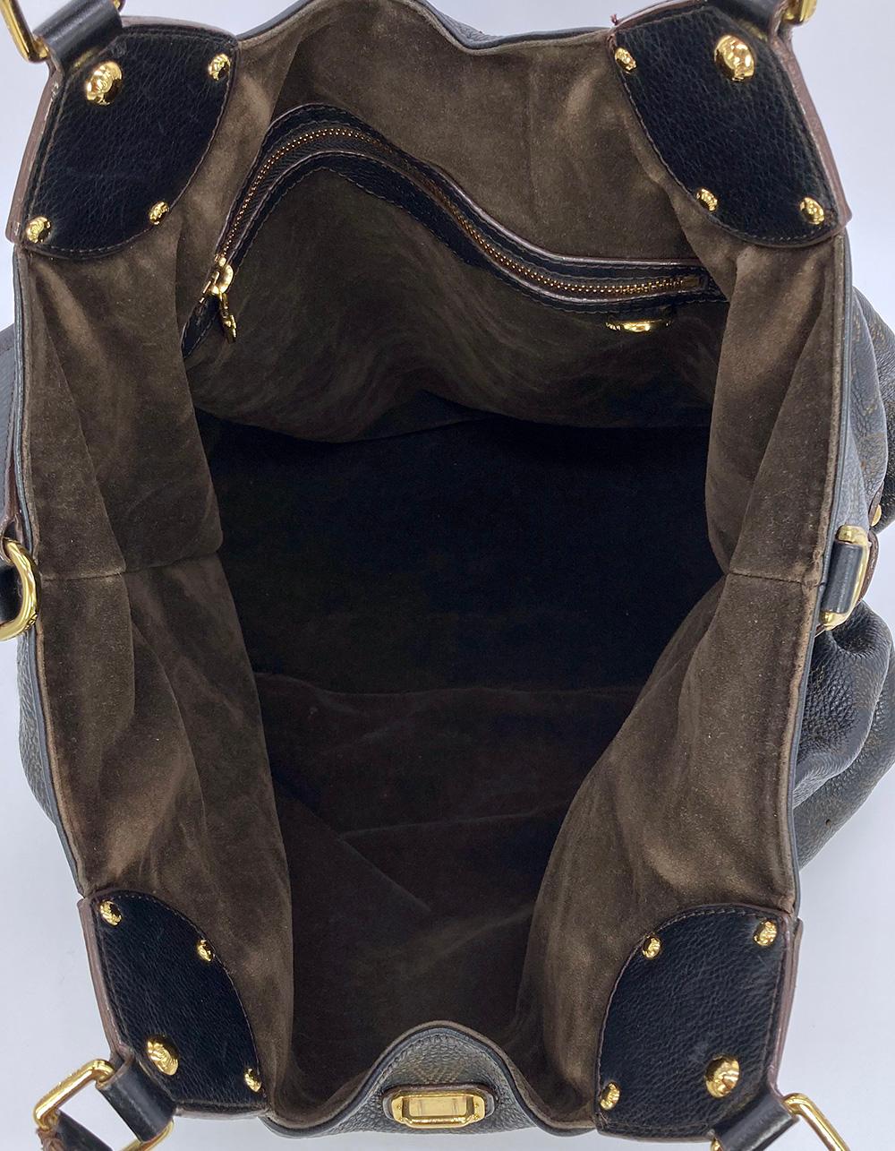 Louis Vuitton Black Mahina GM Shoulder Bag For Sale 2