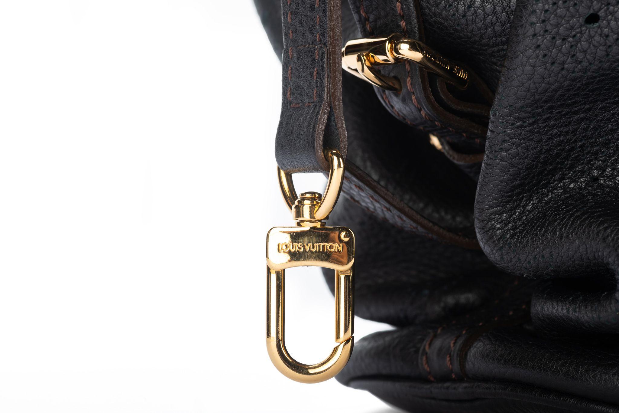 Women's Louis Vuitton Black Mahina Large Bag Preloved For Sale